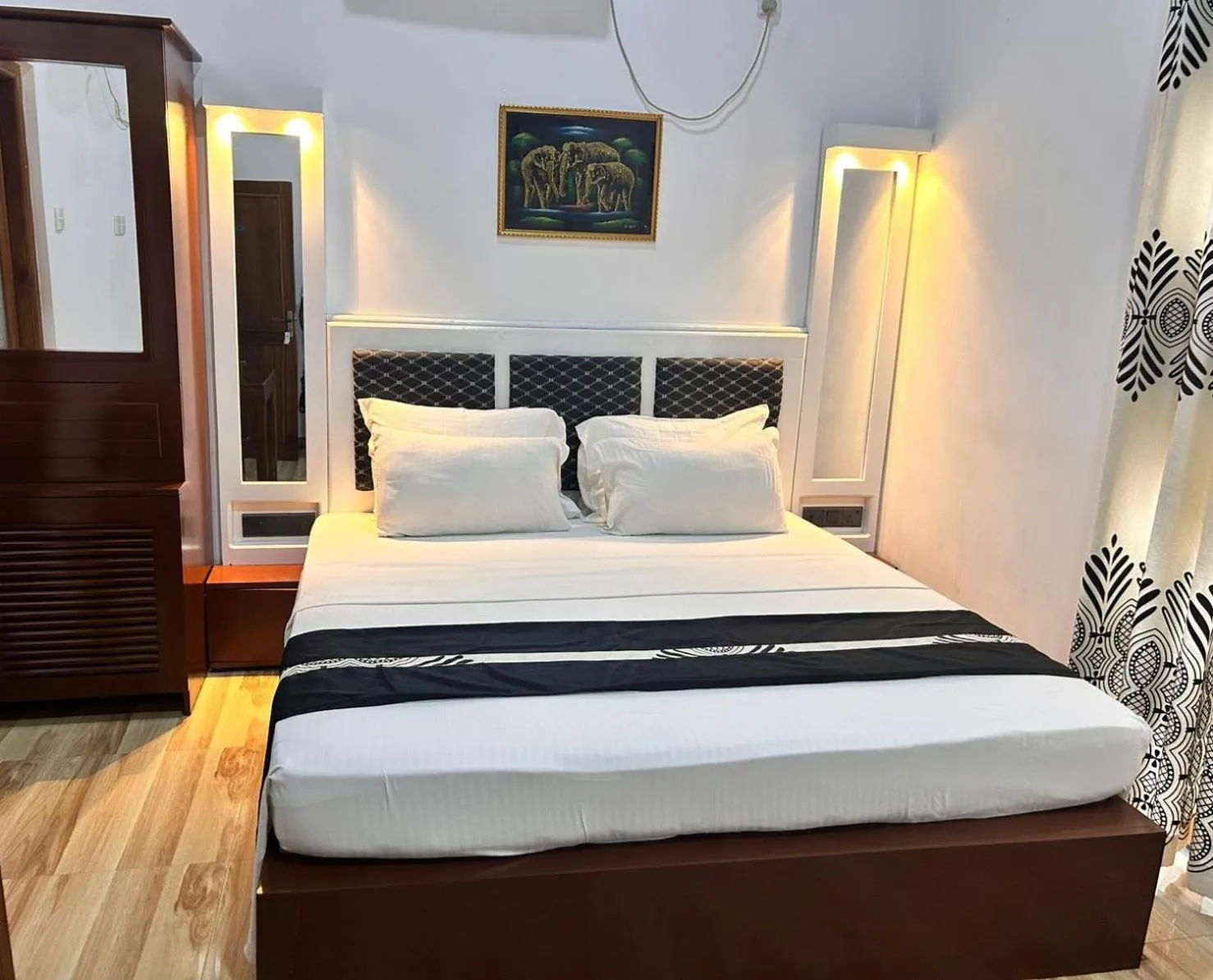 Bed in Grand Residence