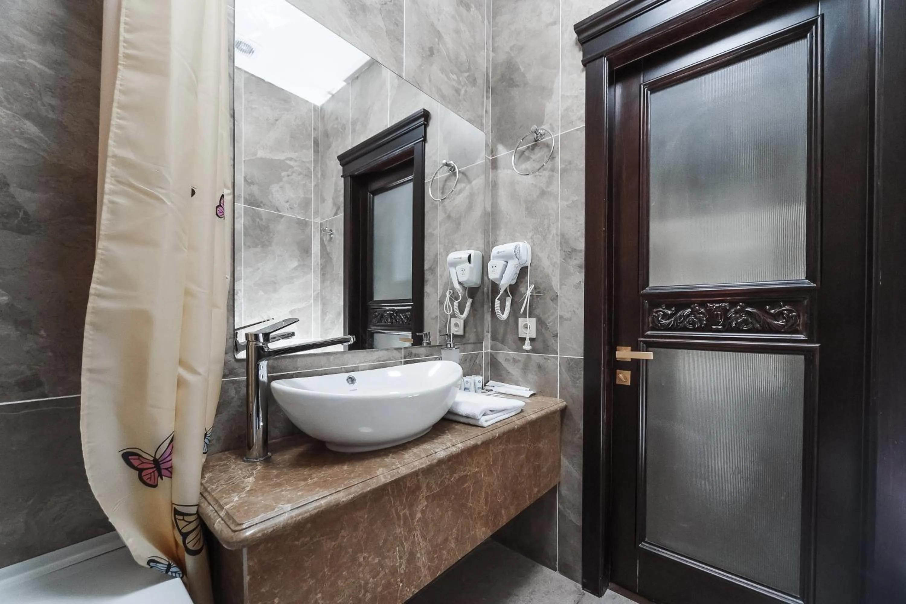 Shower in Dvin Hotel