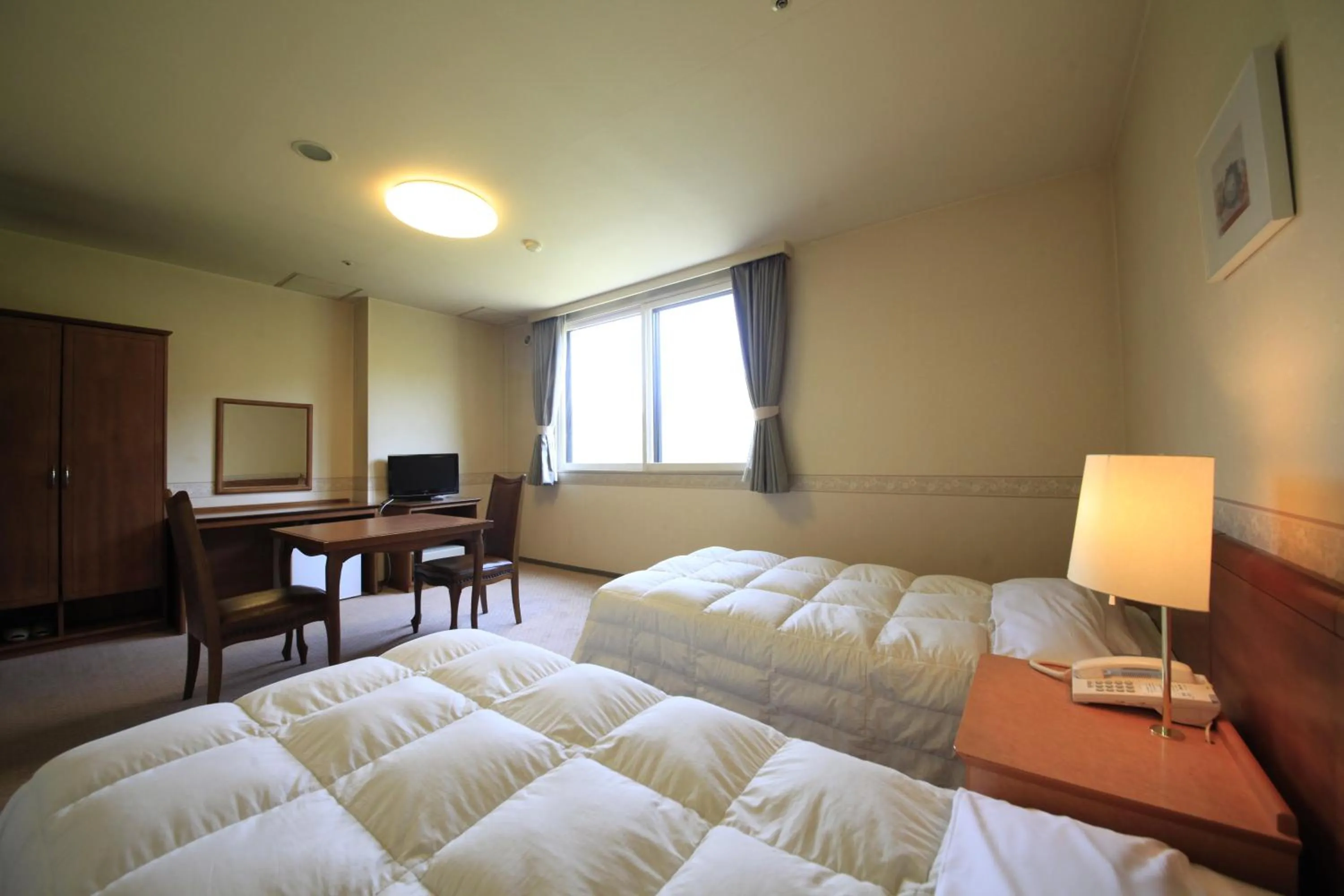 Photo of the whole room, Bed in Park Hotel Miyabitei
