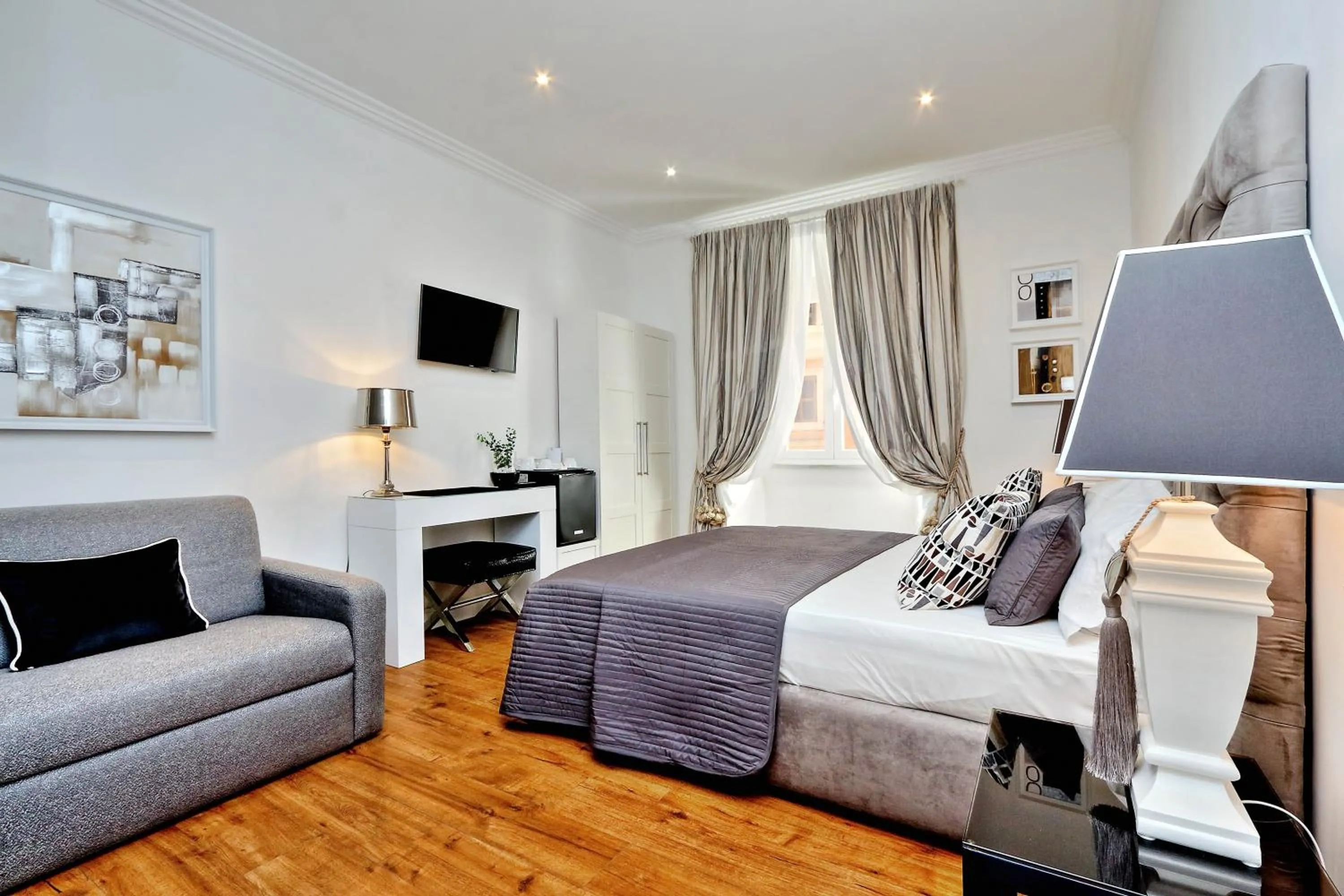 Bedroom, Bed in Vatican Chic B&B