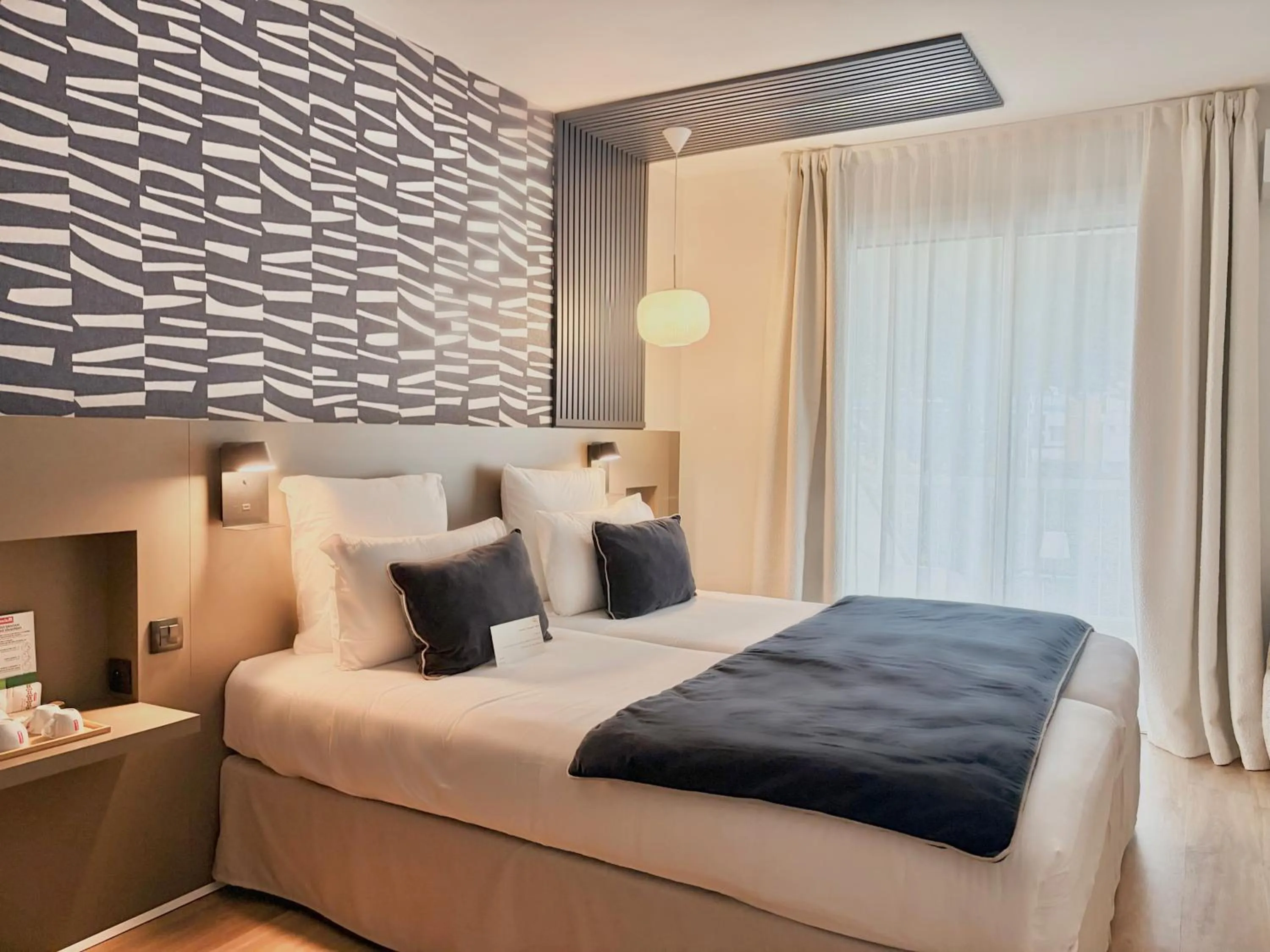 Bed in Le Prose Hôtel