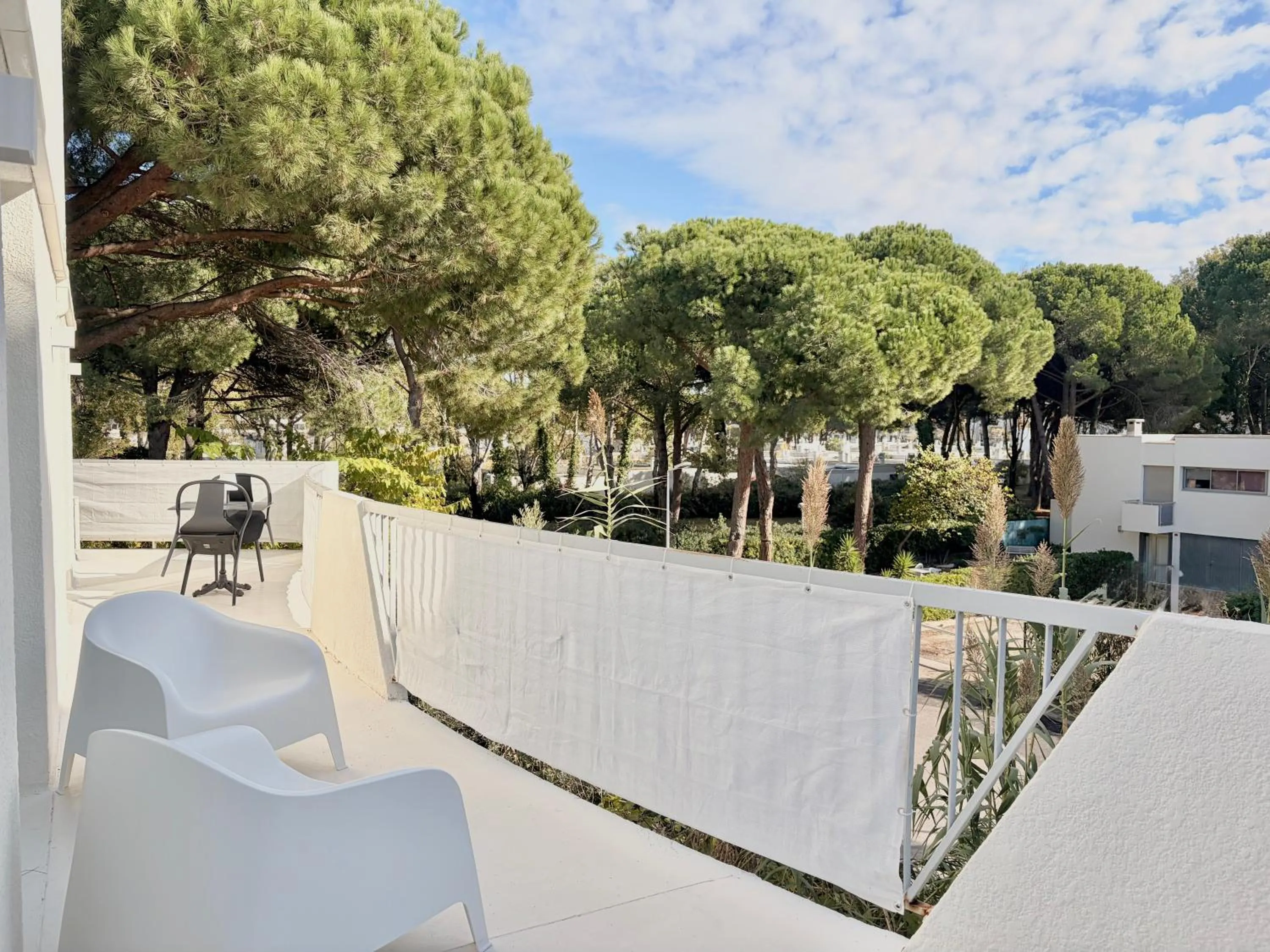 Balcony/Terrace in Le Prose Hôtel