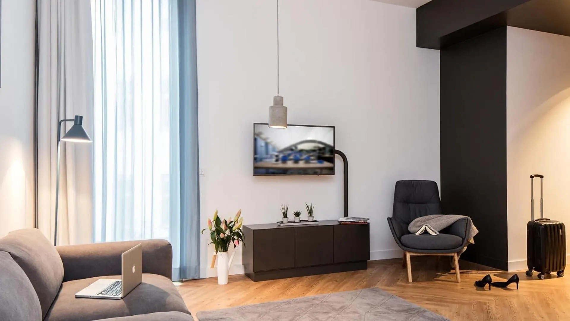 TV and multimedia in smartments Berlin City West