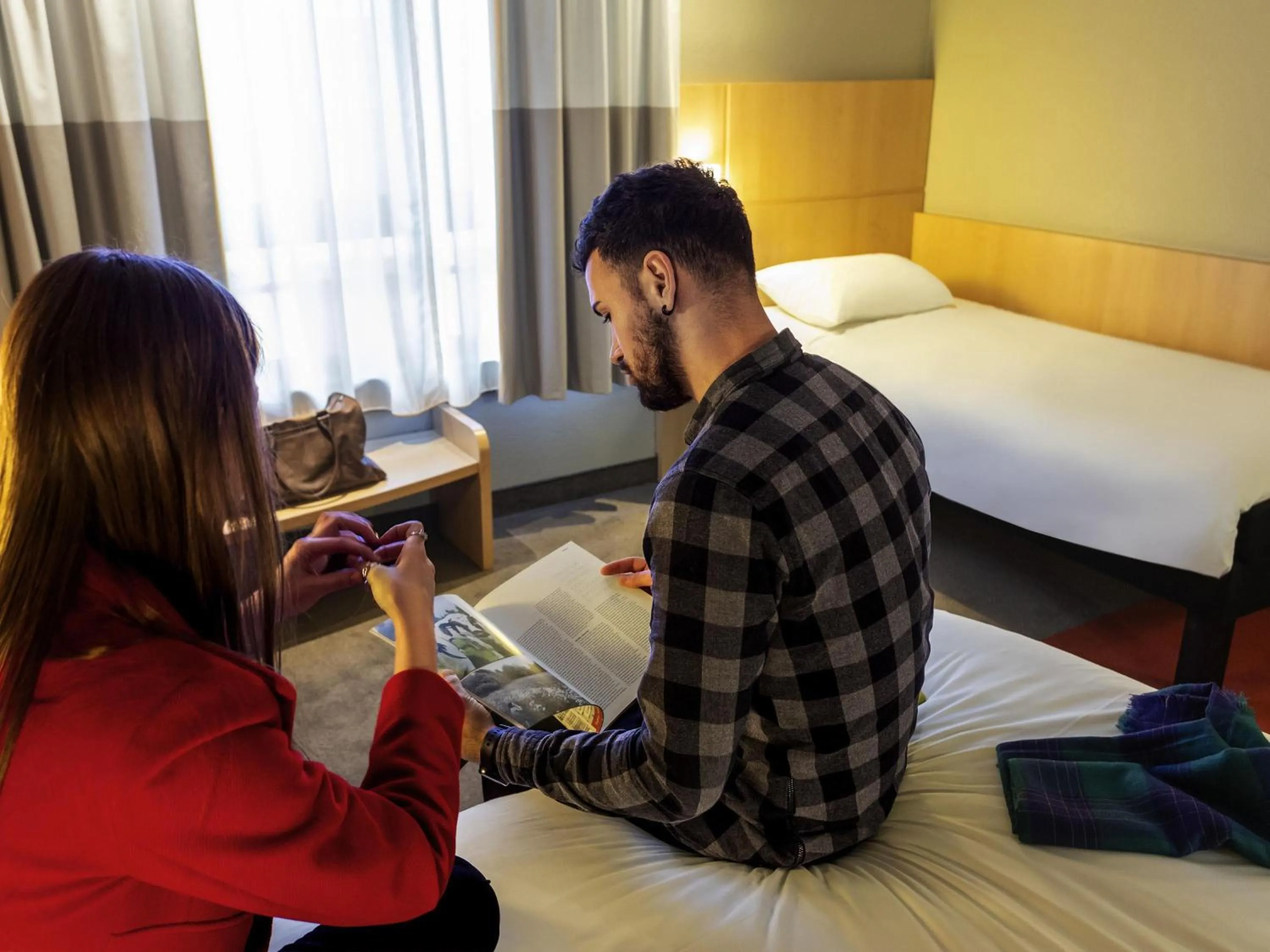 Bedroom, Bed in ibis Hotel Brussels Centre Gare du Midi