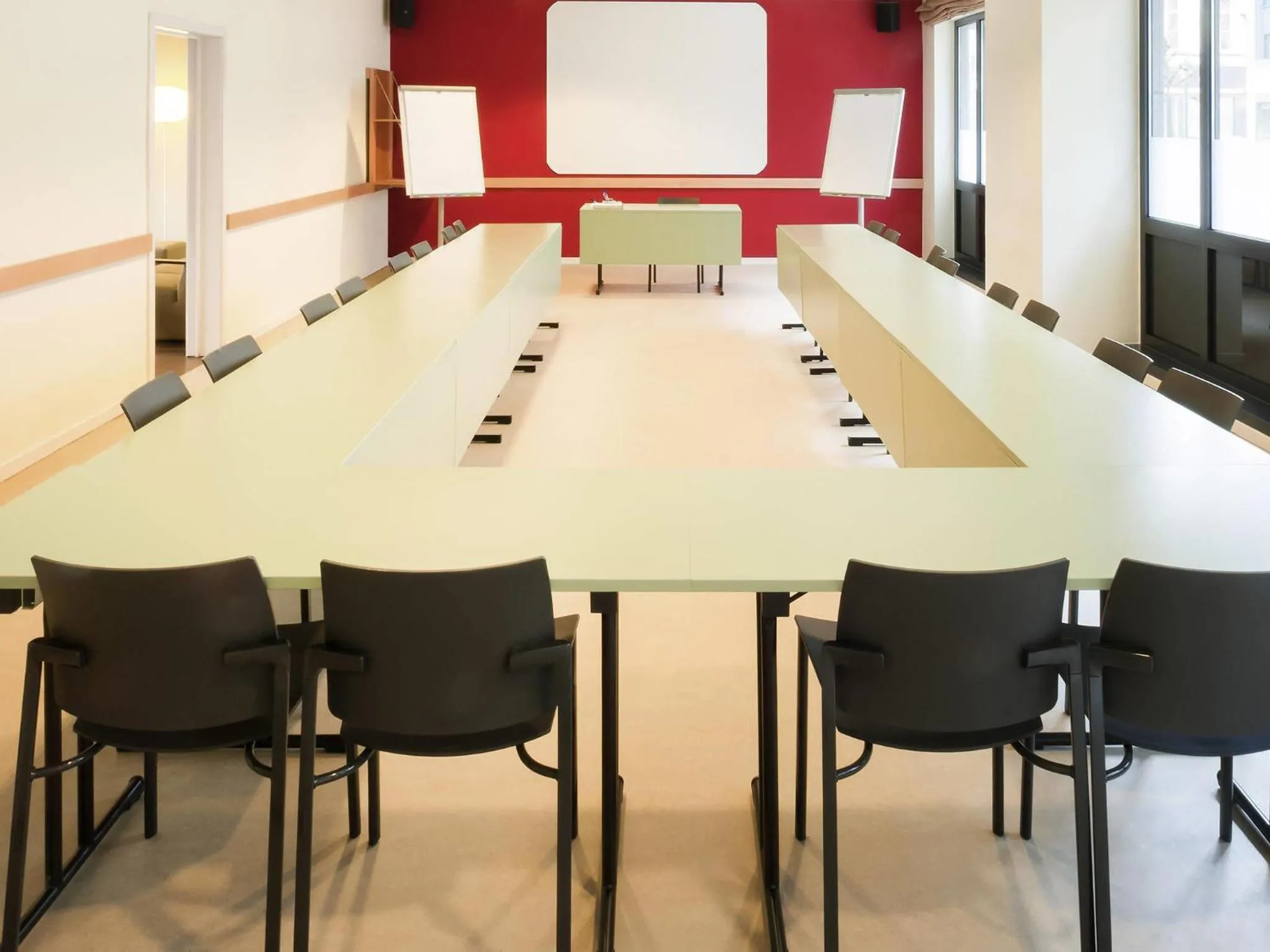 Meeting/conference room in ibis Hotel Brussels Centre Gare du Midi