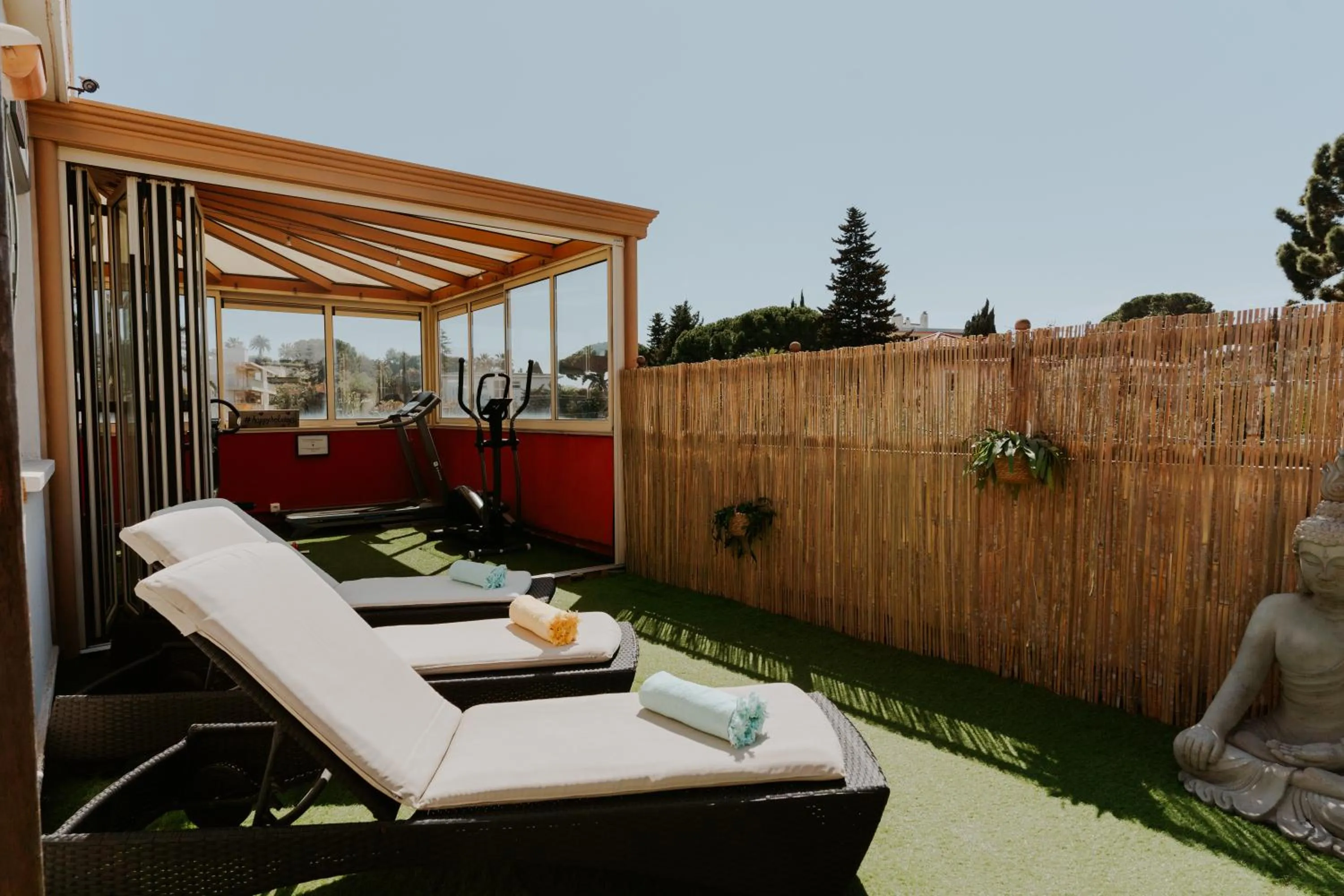 Solarium in Hôtel Le Petit Castel