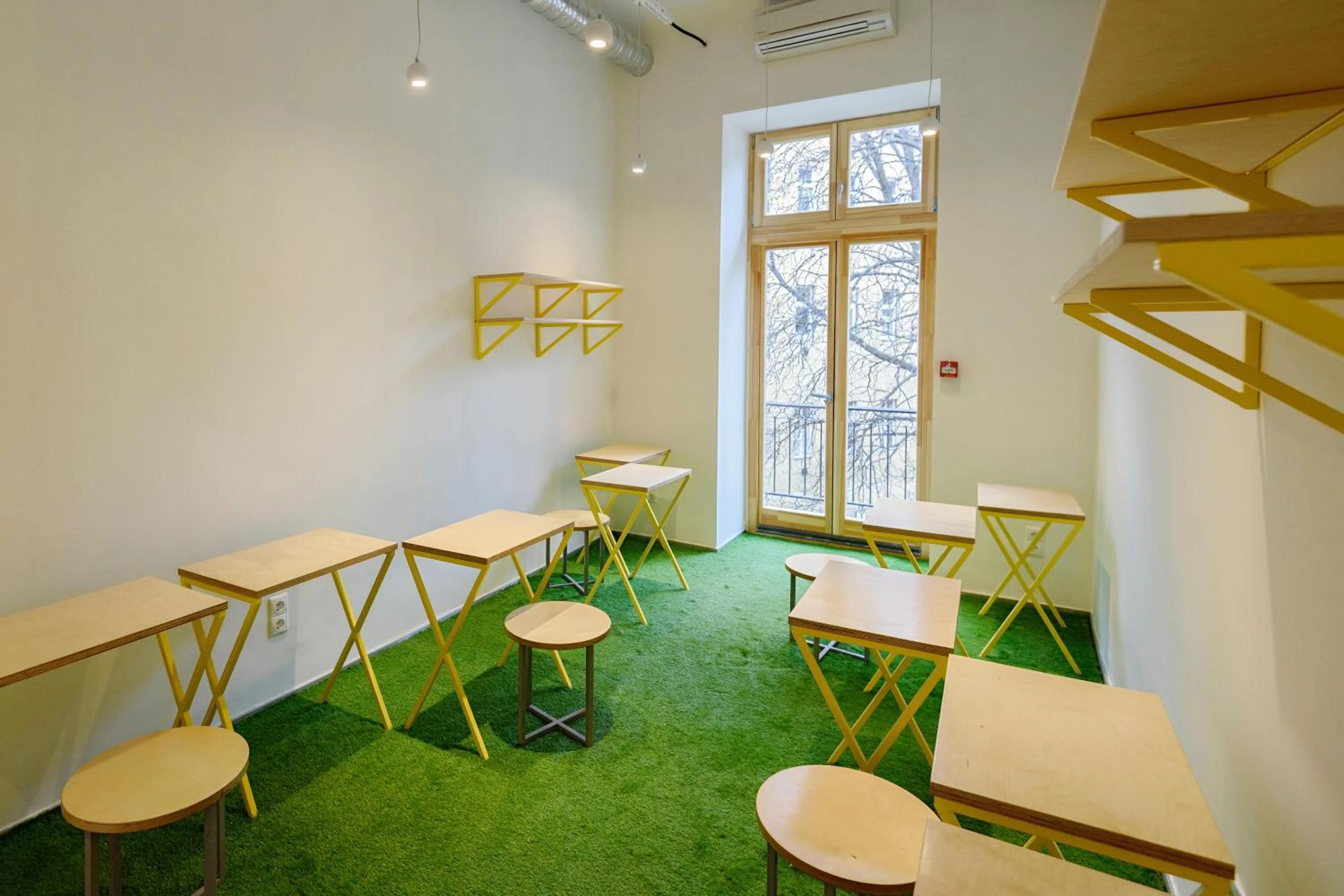 Balcony/Terrace in Flow Spaces