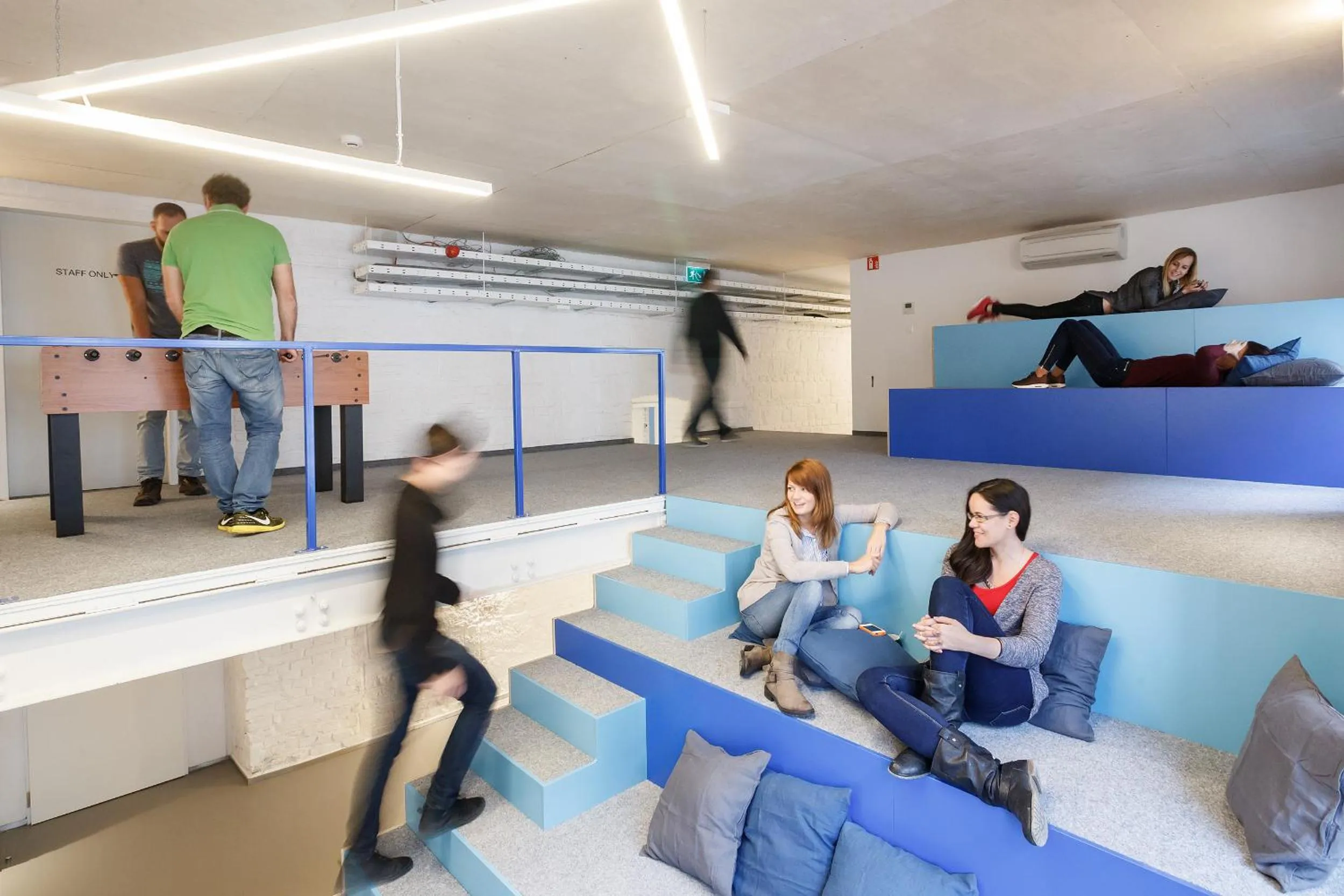 TV and multimedia in Flow Spaces