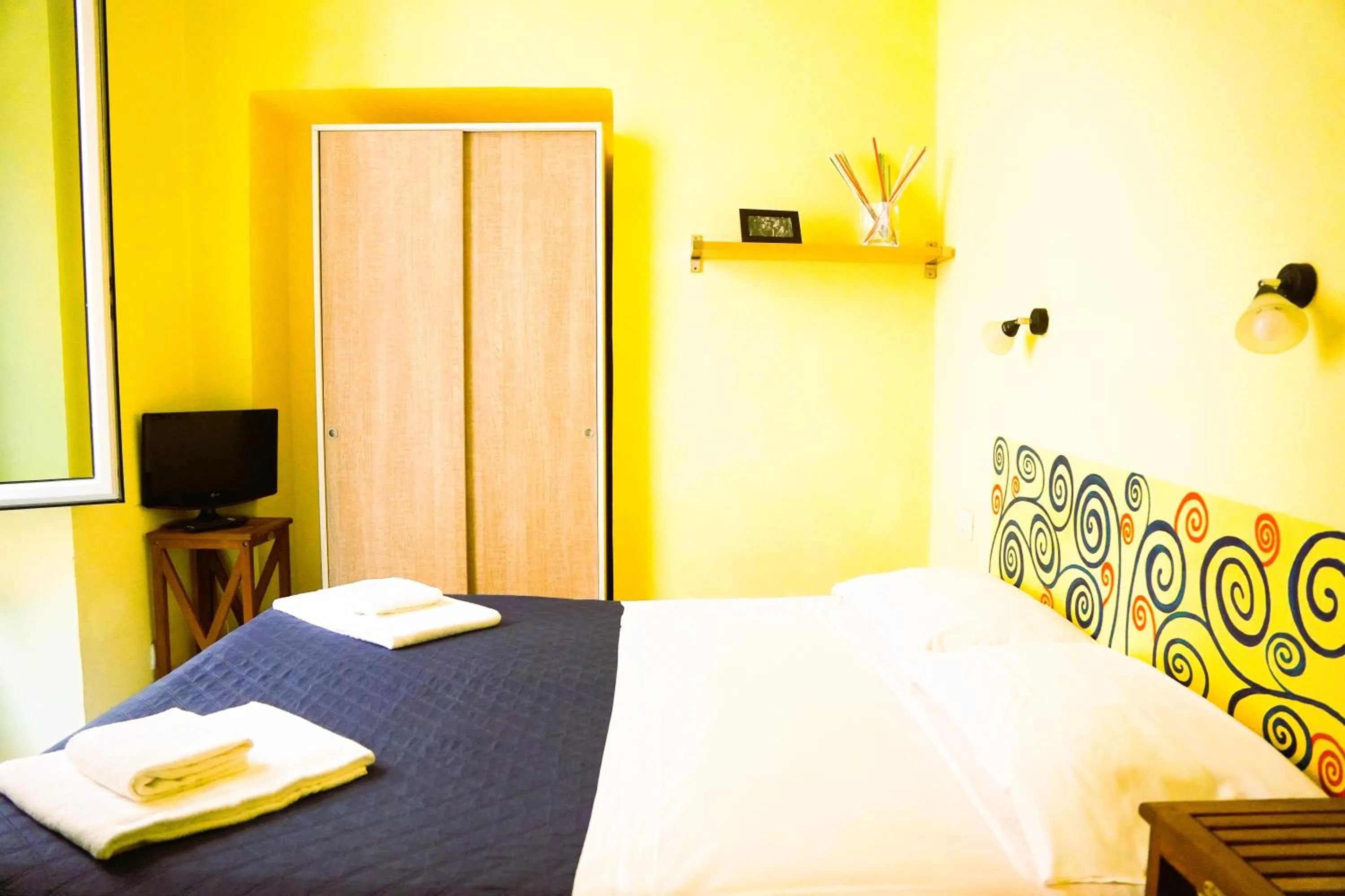 Bed in AlbergoTeatro