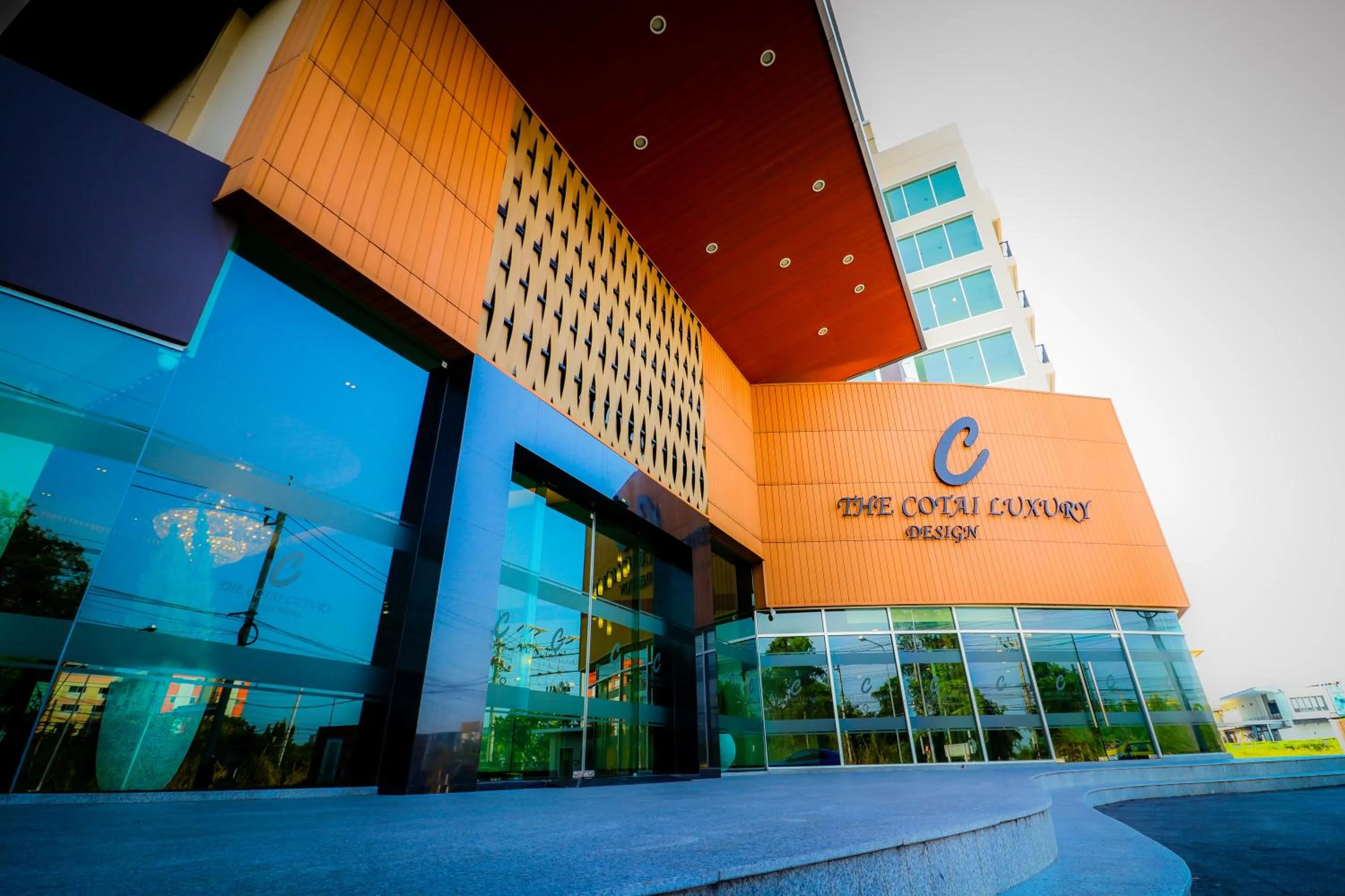 The Cotai Luxury Design Hotel