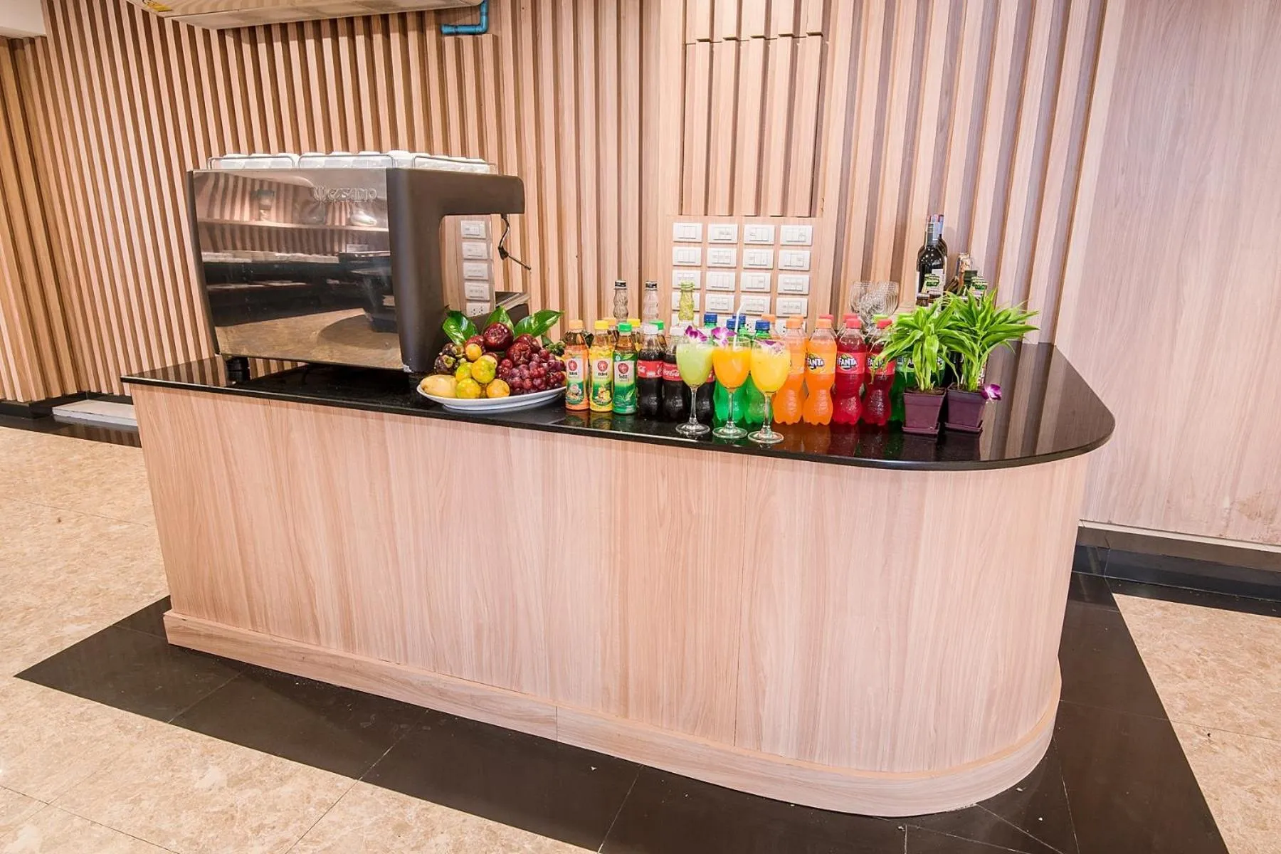 Restaurant/places to eat in The Cotai Luxury Design Hotel