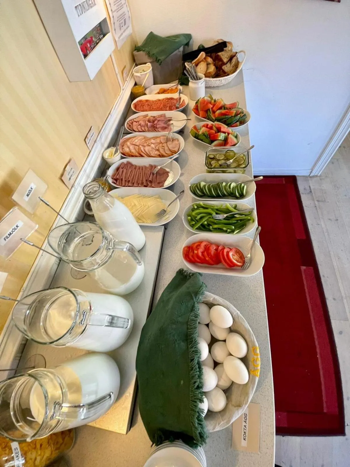 Breakfast in Gårdshotell Klockargården Öregrund