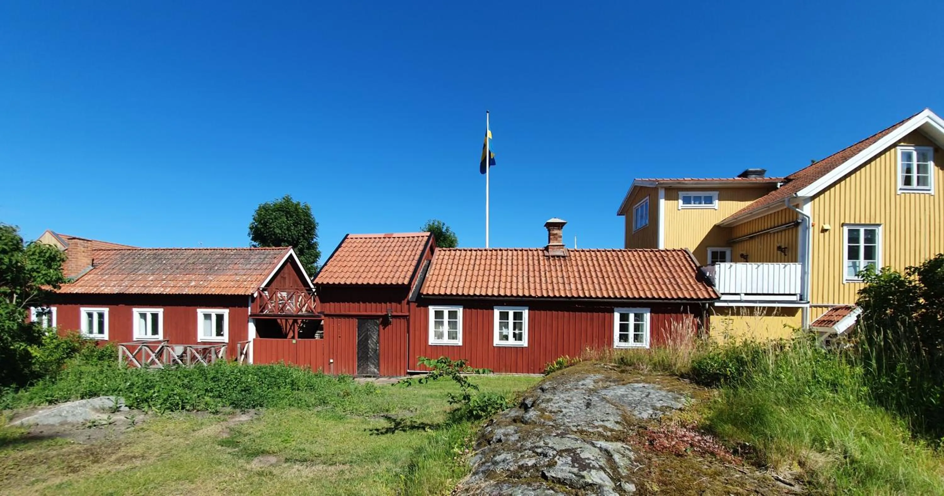 Property building in Gårdshotell Klockargården Öregrund