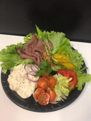 Lunch in Gårdshotell Klockargården Öregrund