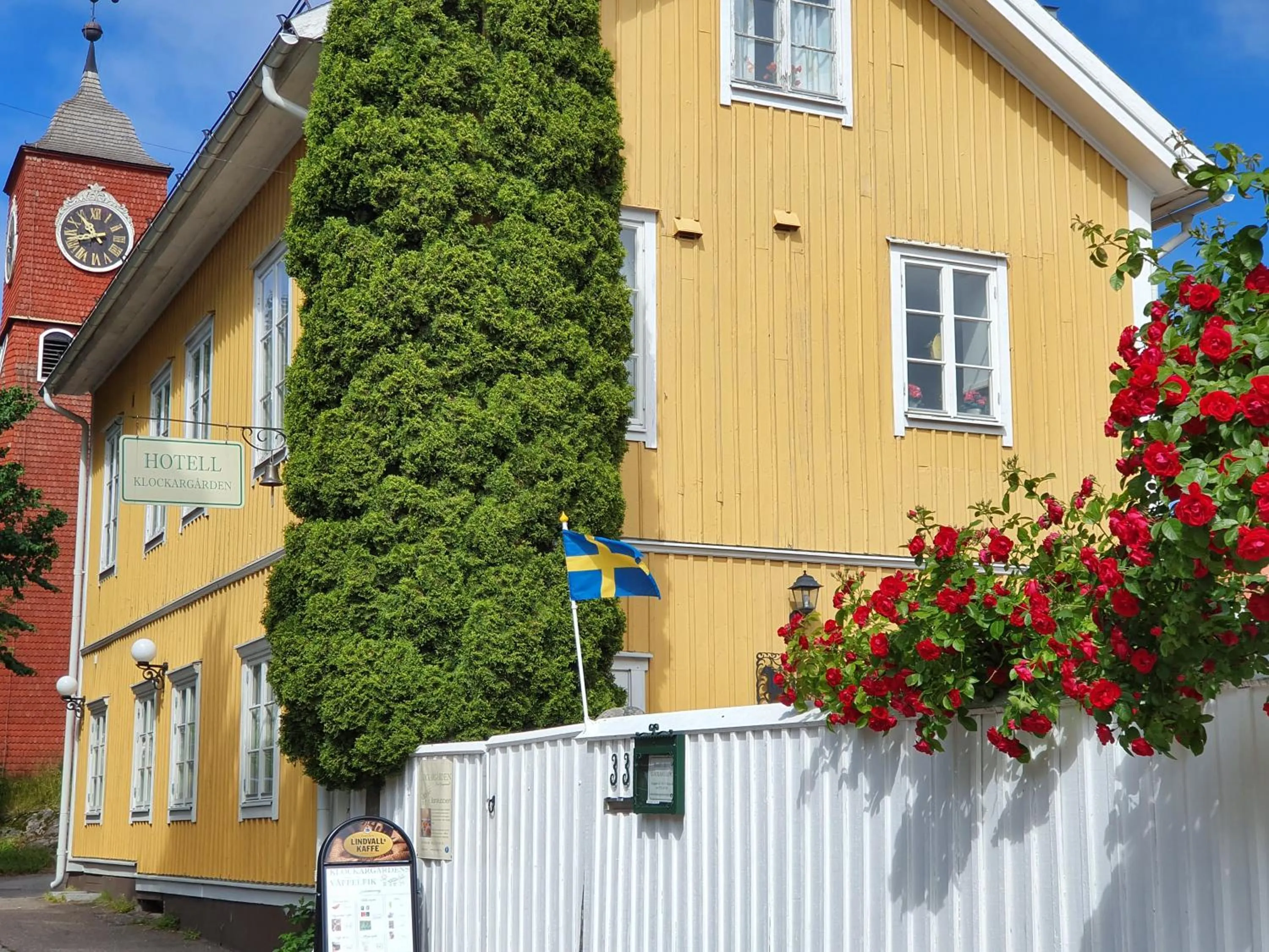 Property building in Gårdshotell Klockargården Öregrund