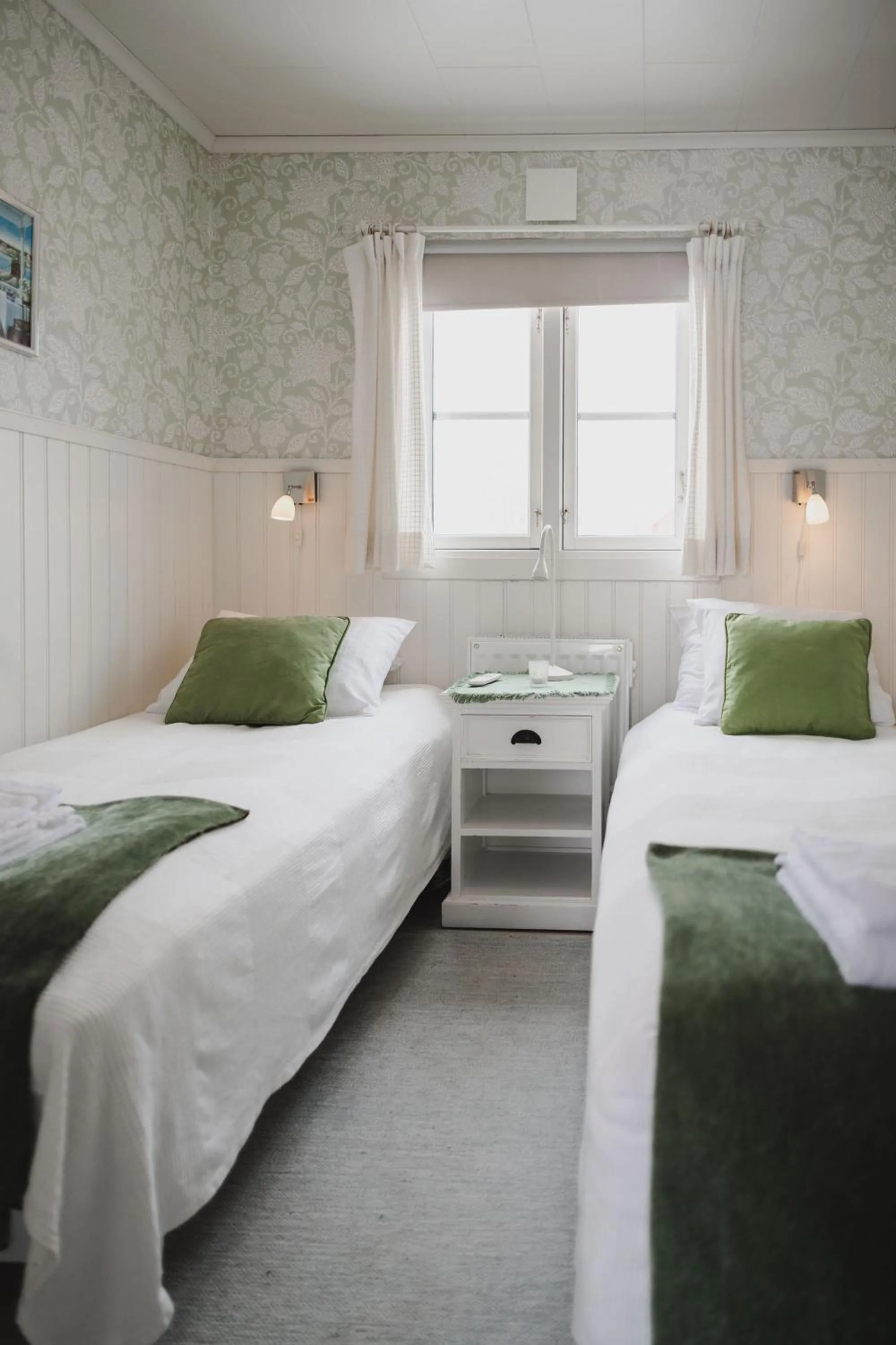 Bed in Gårdshotell Klockargården Öregrund