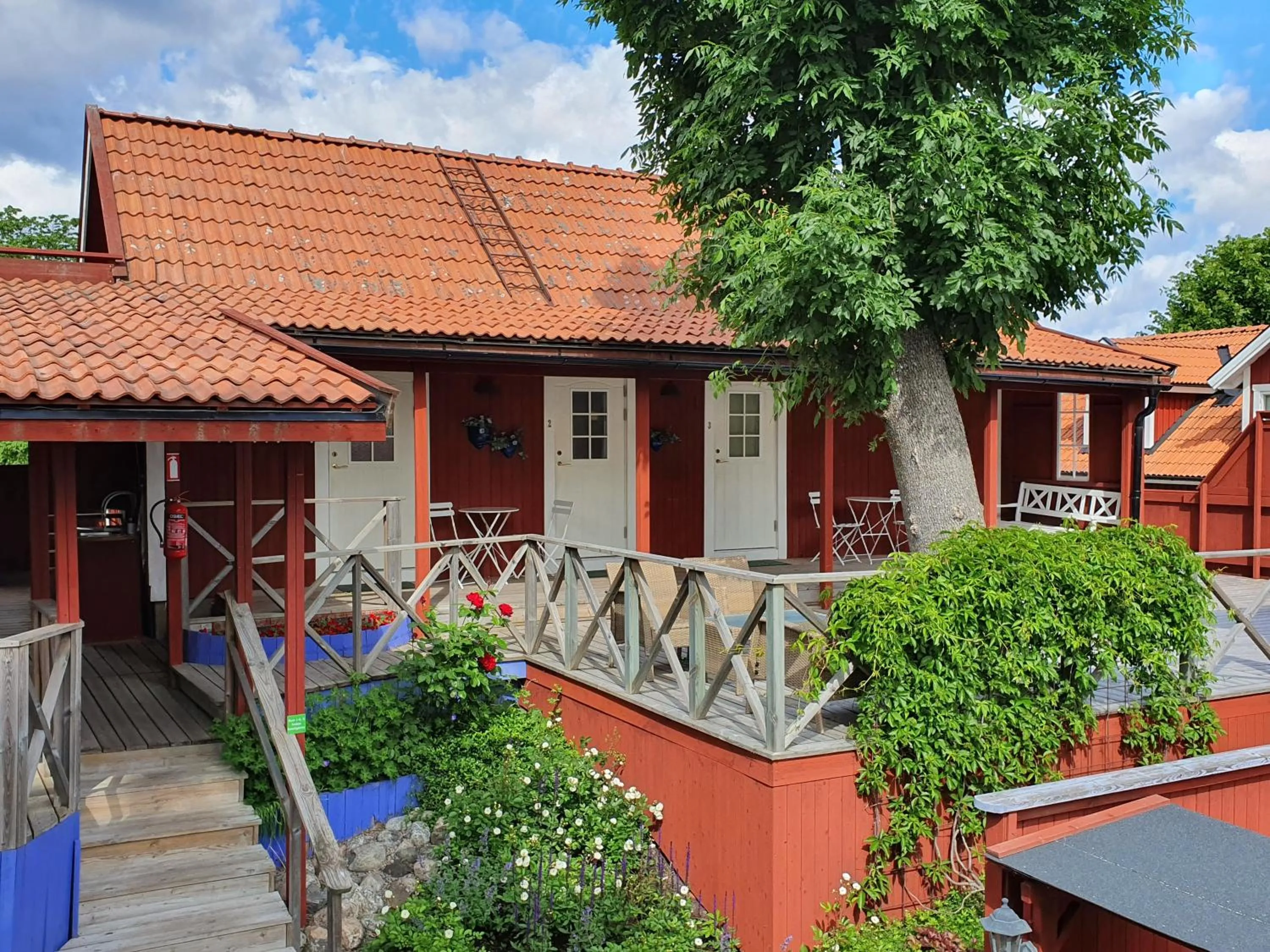 Property building in Gårdshotell Klockargården Öregrund