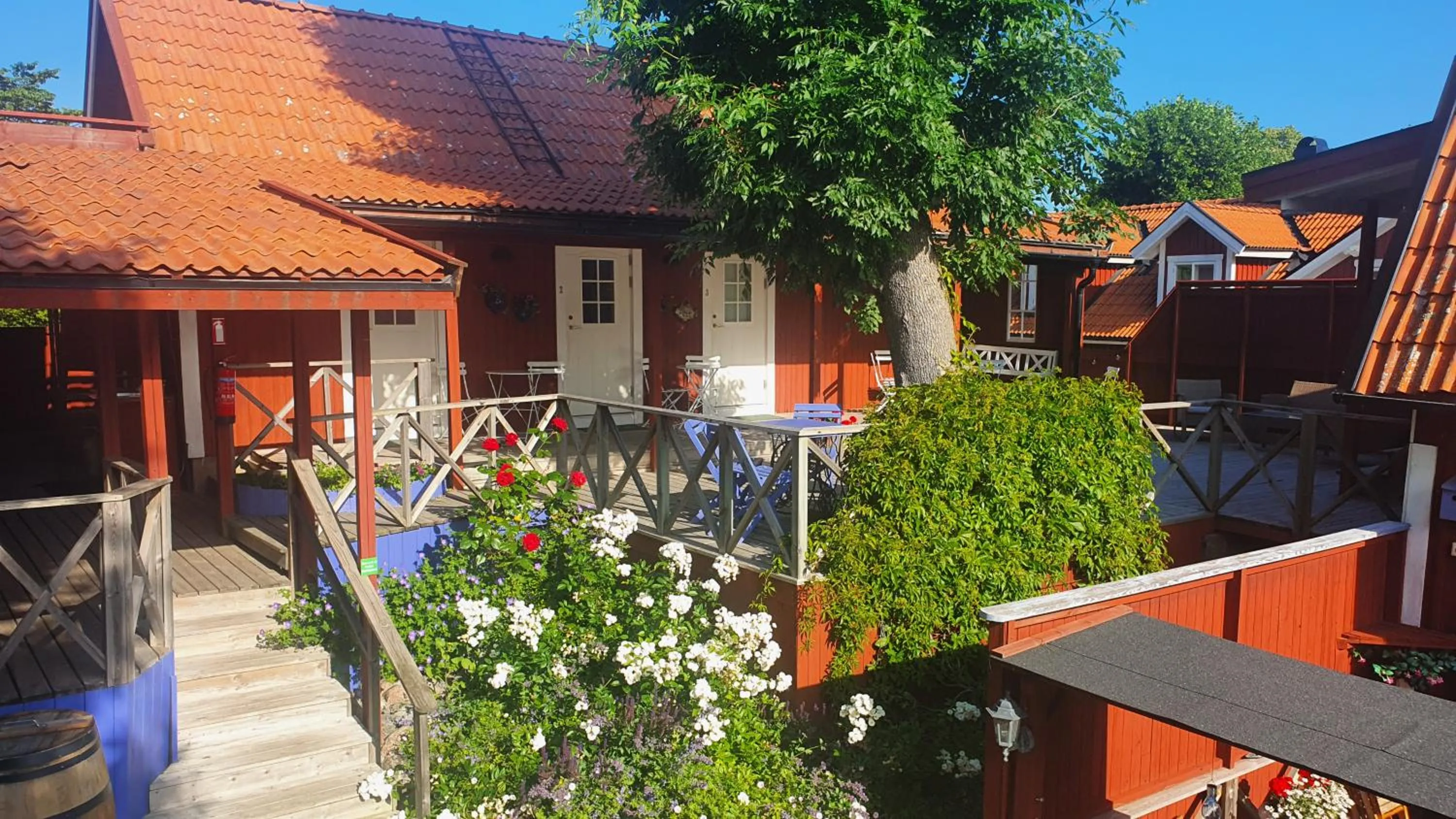 Property building in Gårdshotell Klockargården Öregrund