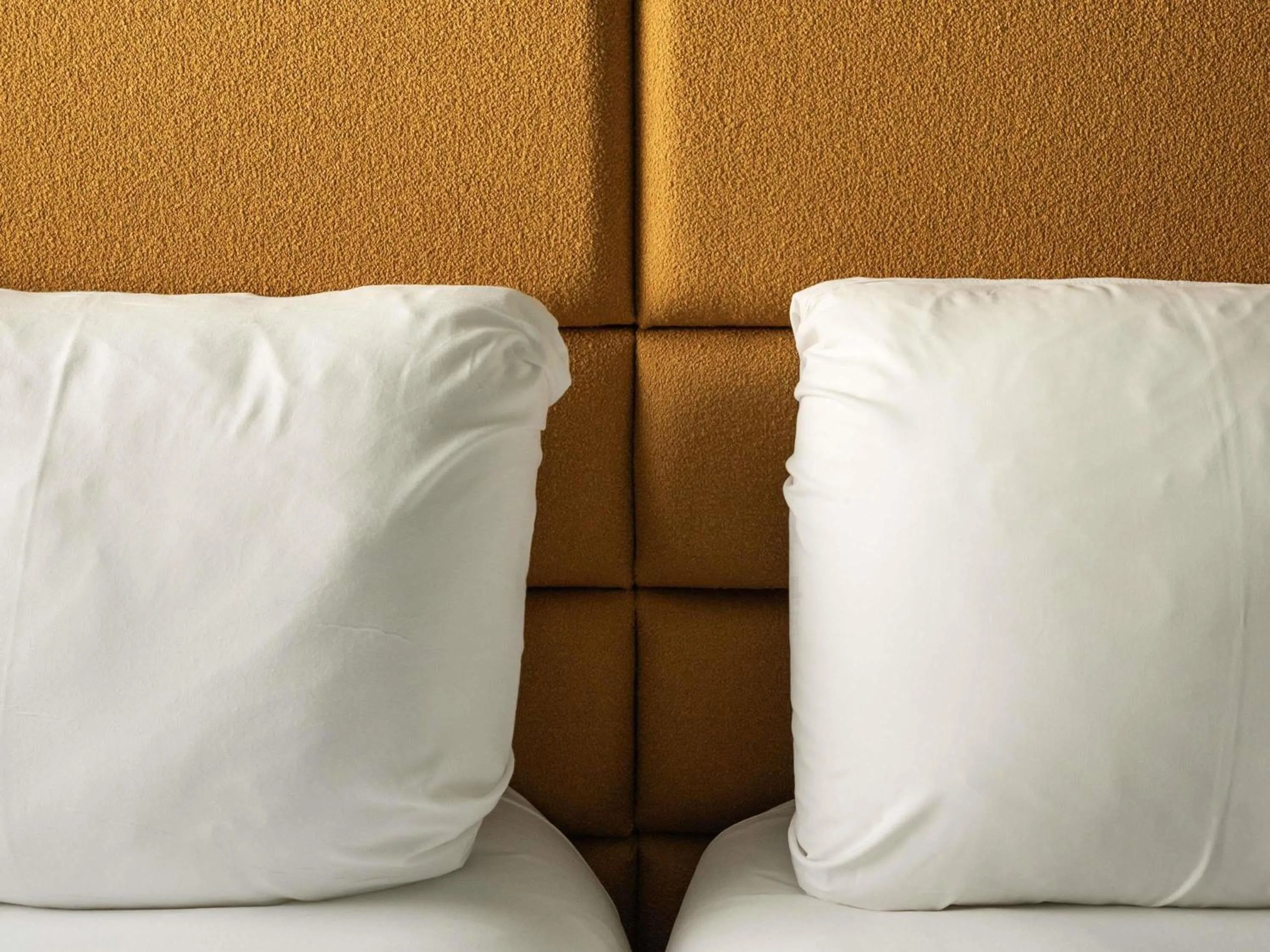 Bedroom in ibis Styles Brugge Centrum