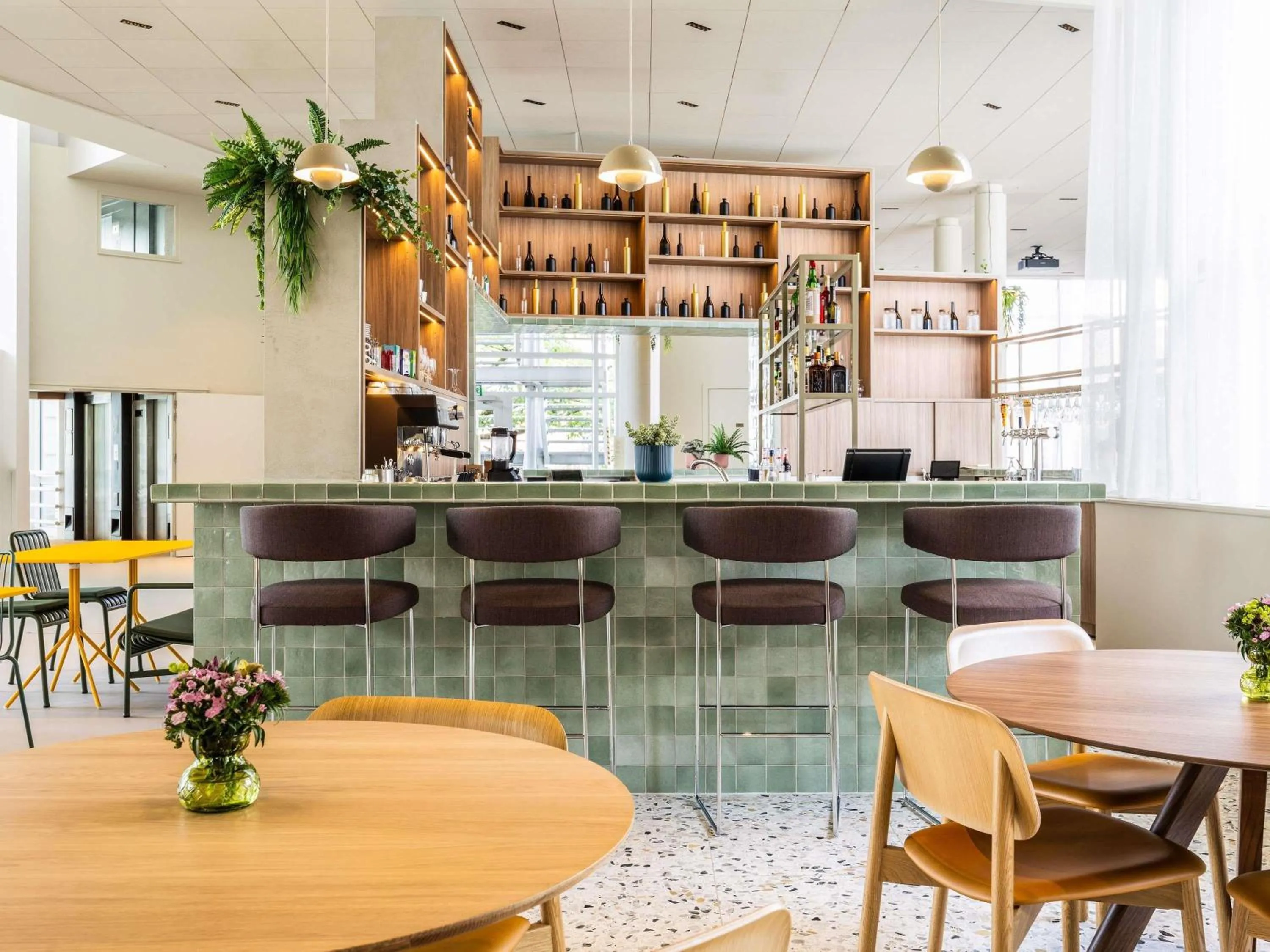 Lounge or bar in ibis Styles Brugge Centrum