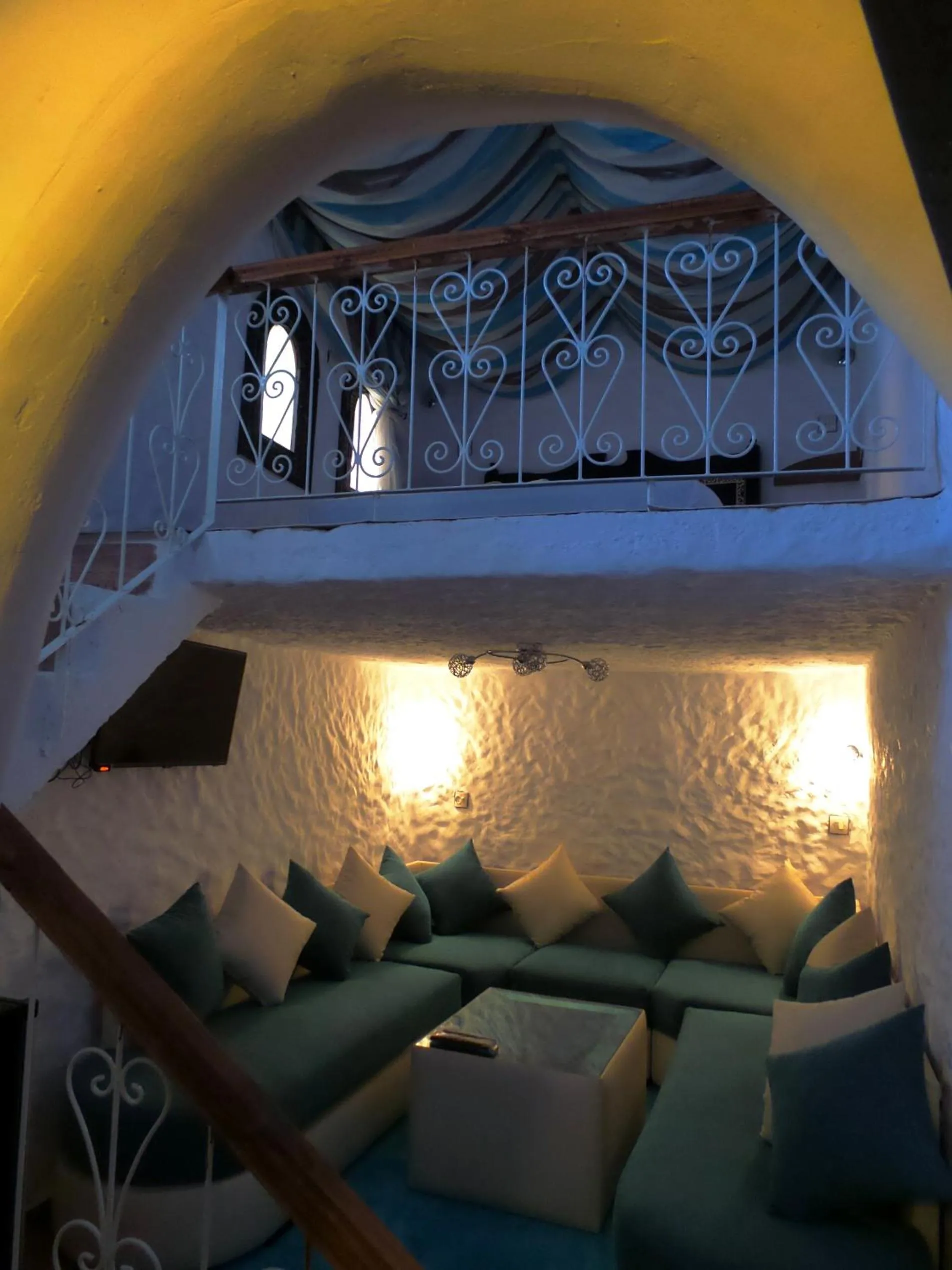 Photo of the whole room in Riad Antek