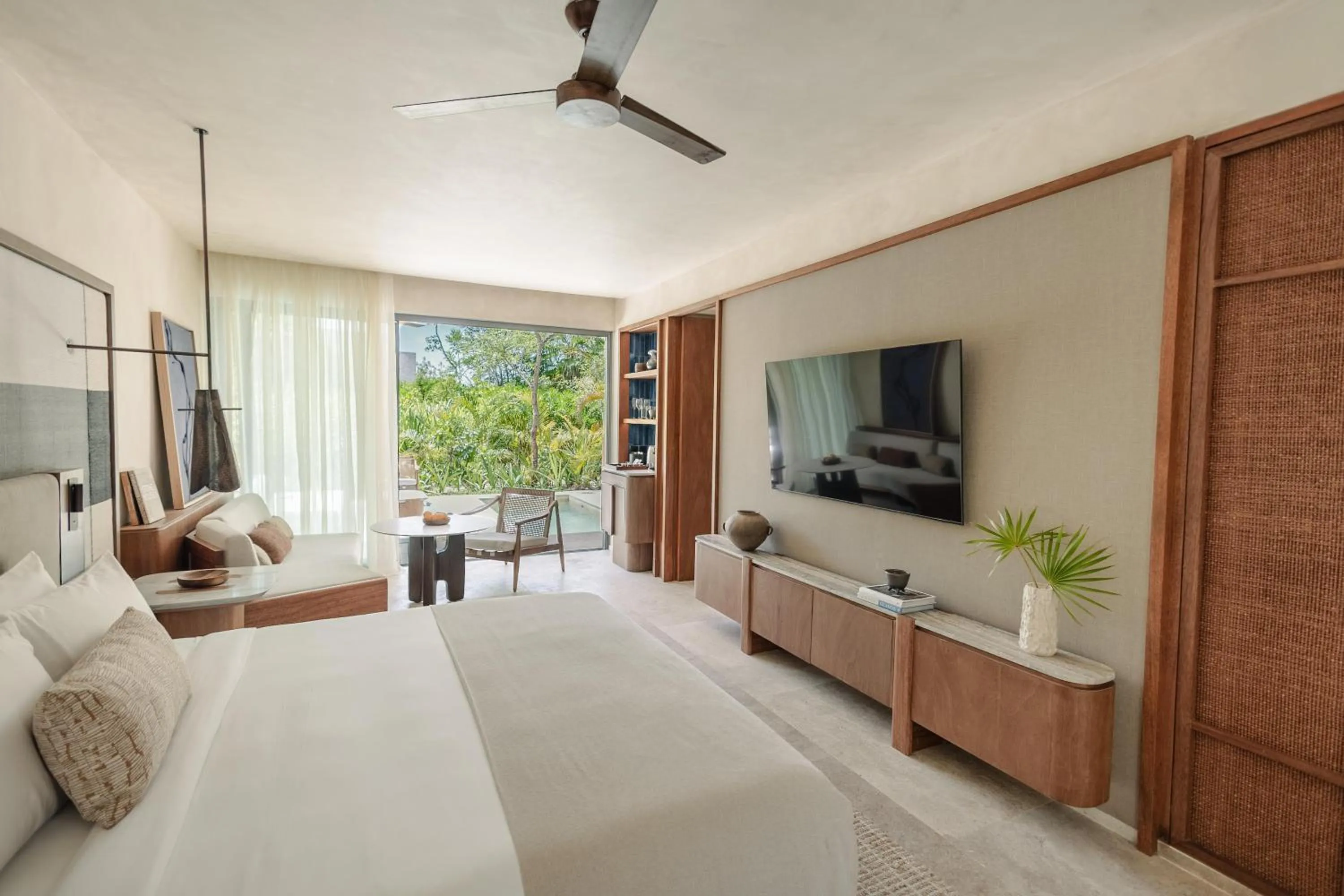 Bedroom, Bed in Alila Mayakoba