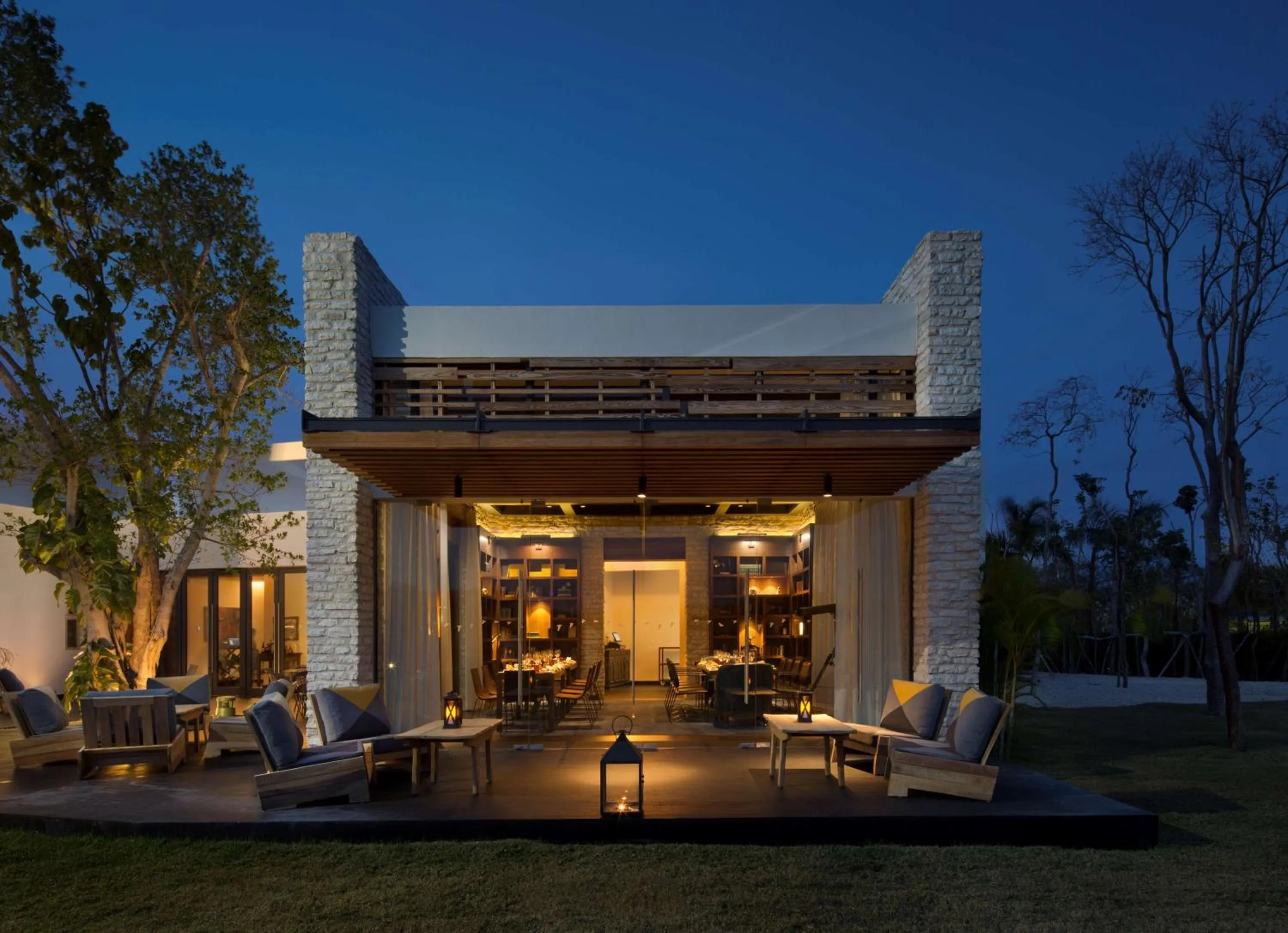 Restaurant/places to eat in Andaz Mayakoba - a concept by Hyatt