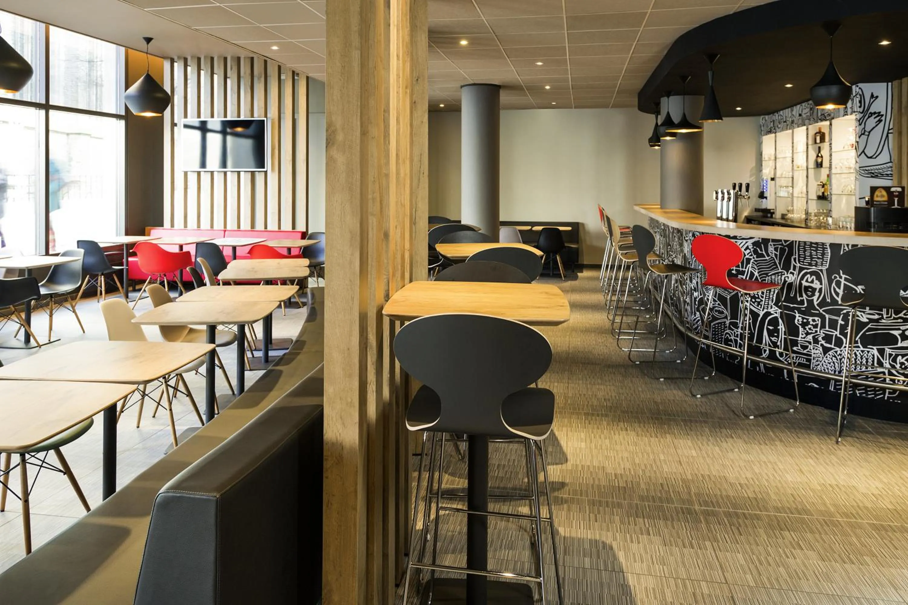 Lounge or bar in ibis Gent Centrum St. Baafs Kathedraal