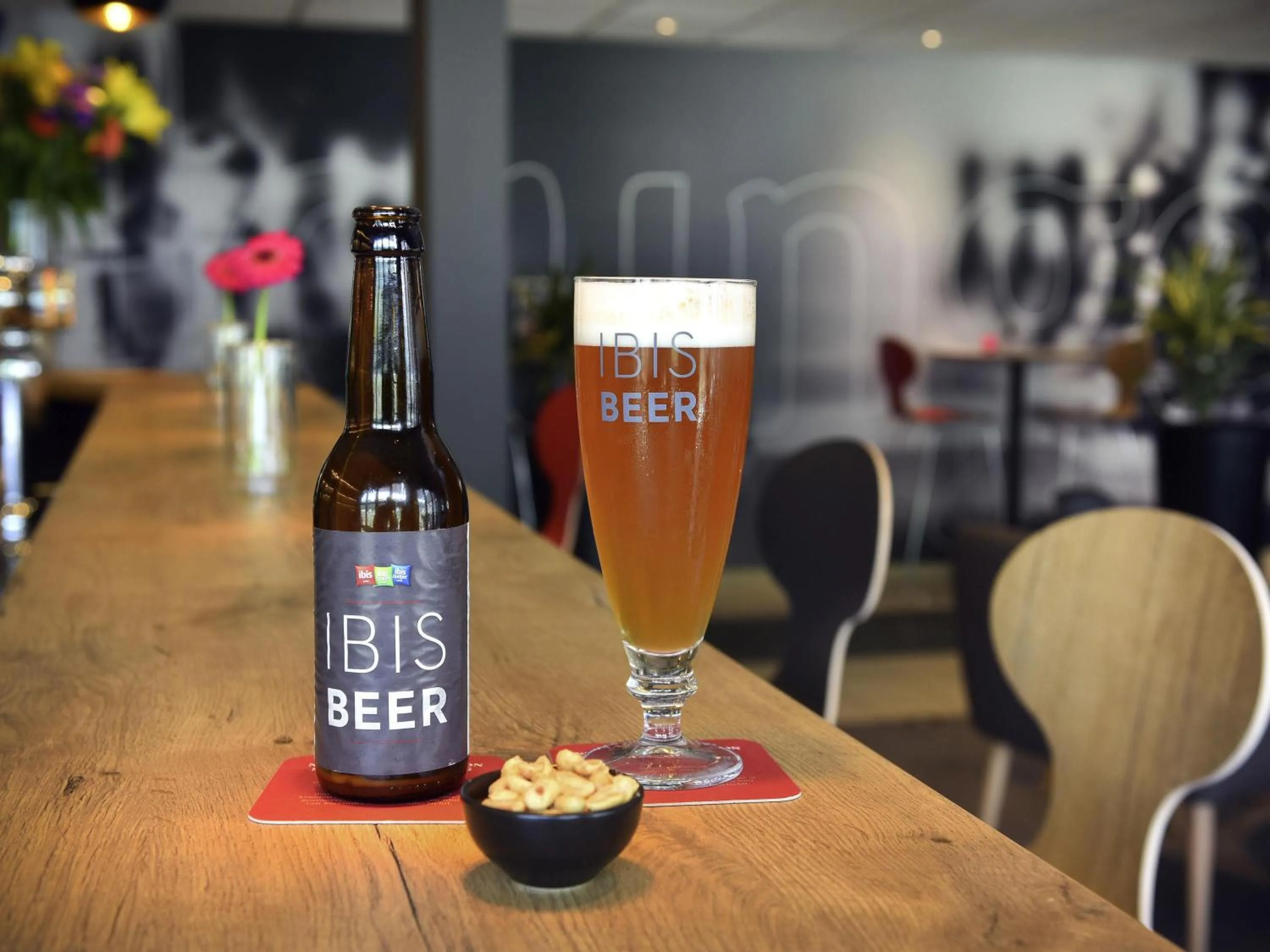 Lounge or bar in ibis Dinant Centre