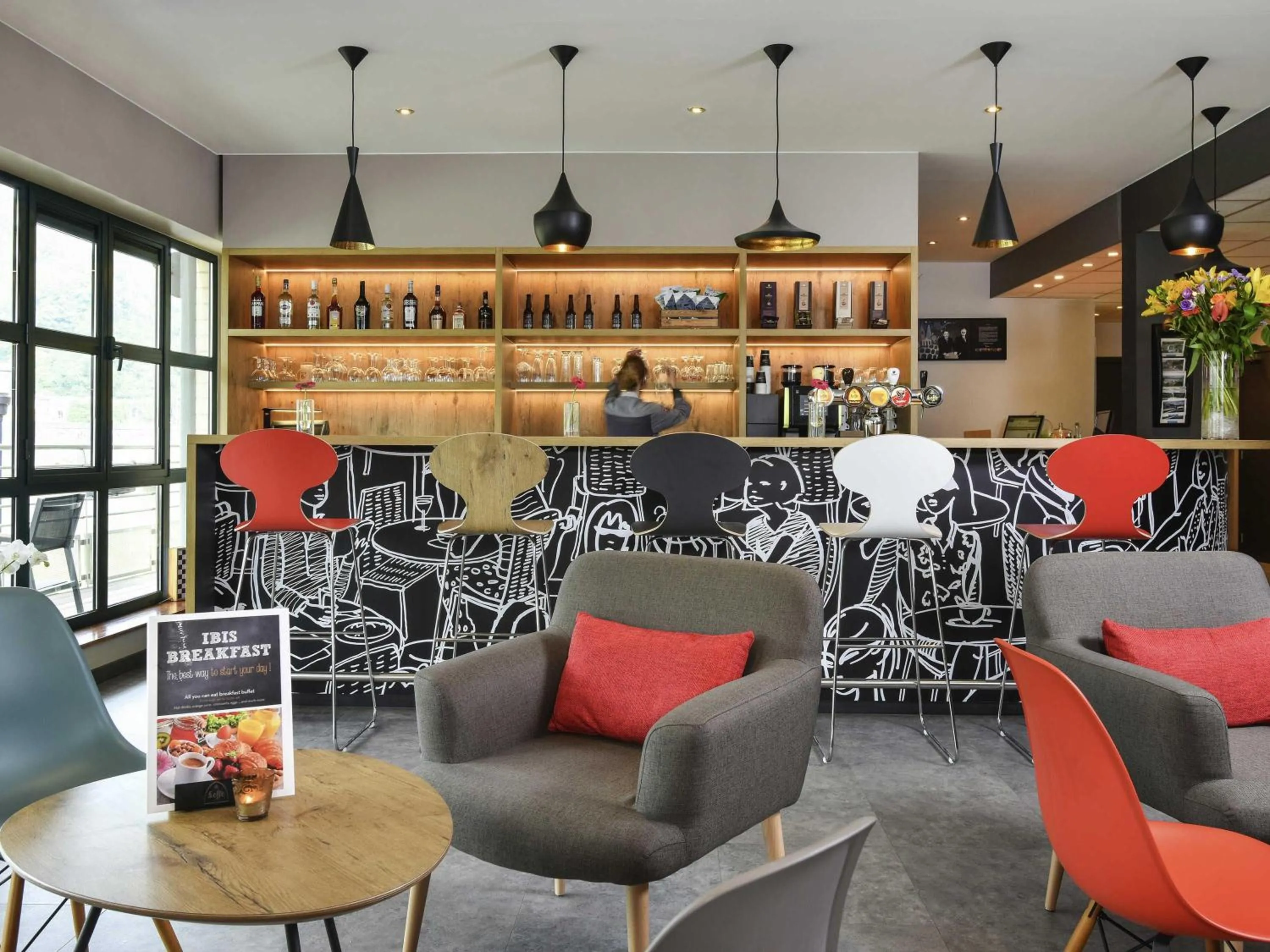 Lounge or bar in ibis Dinant Centre