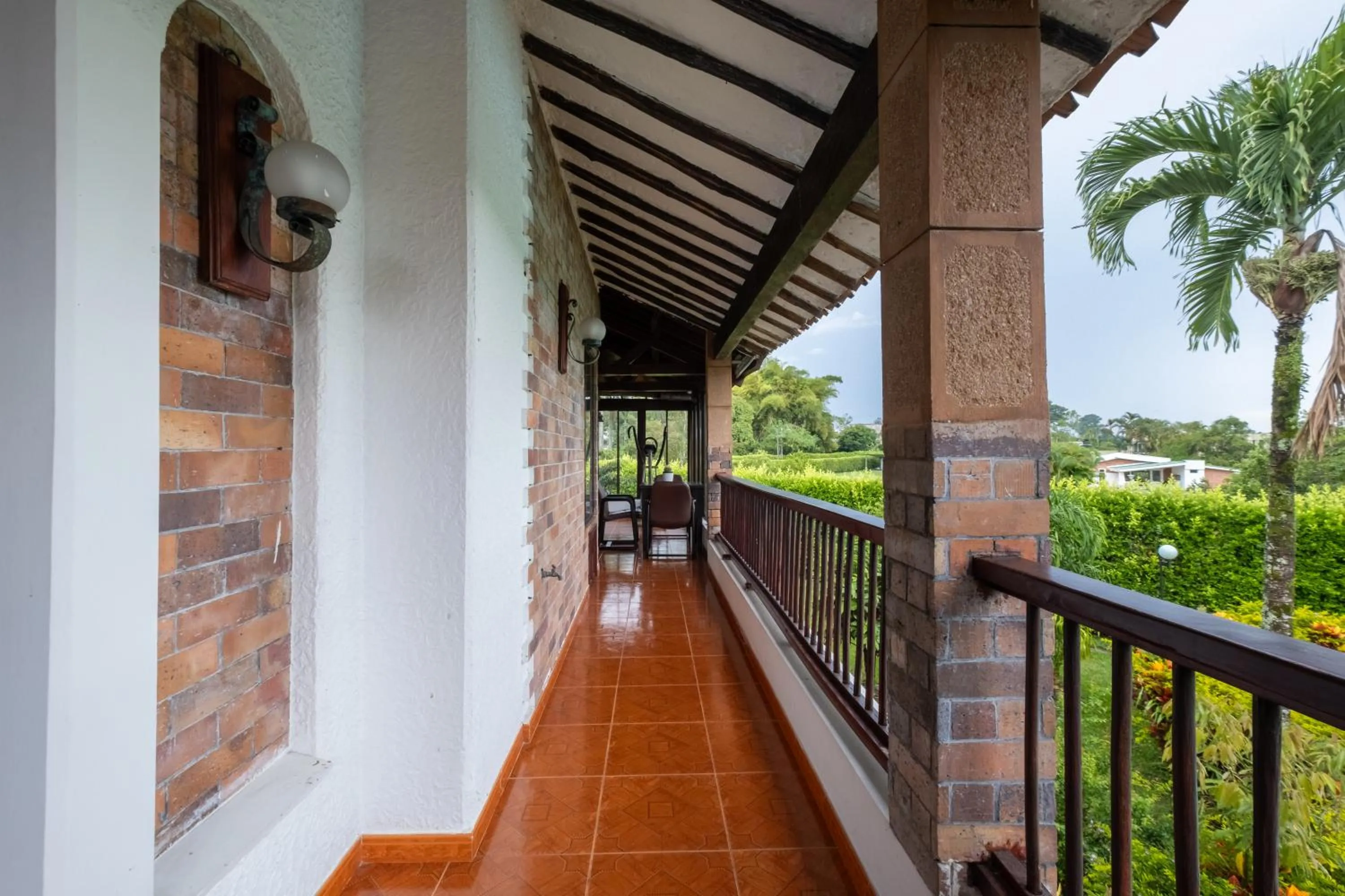 Hotel Chalet El Castillo by Majuva