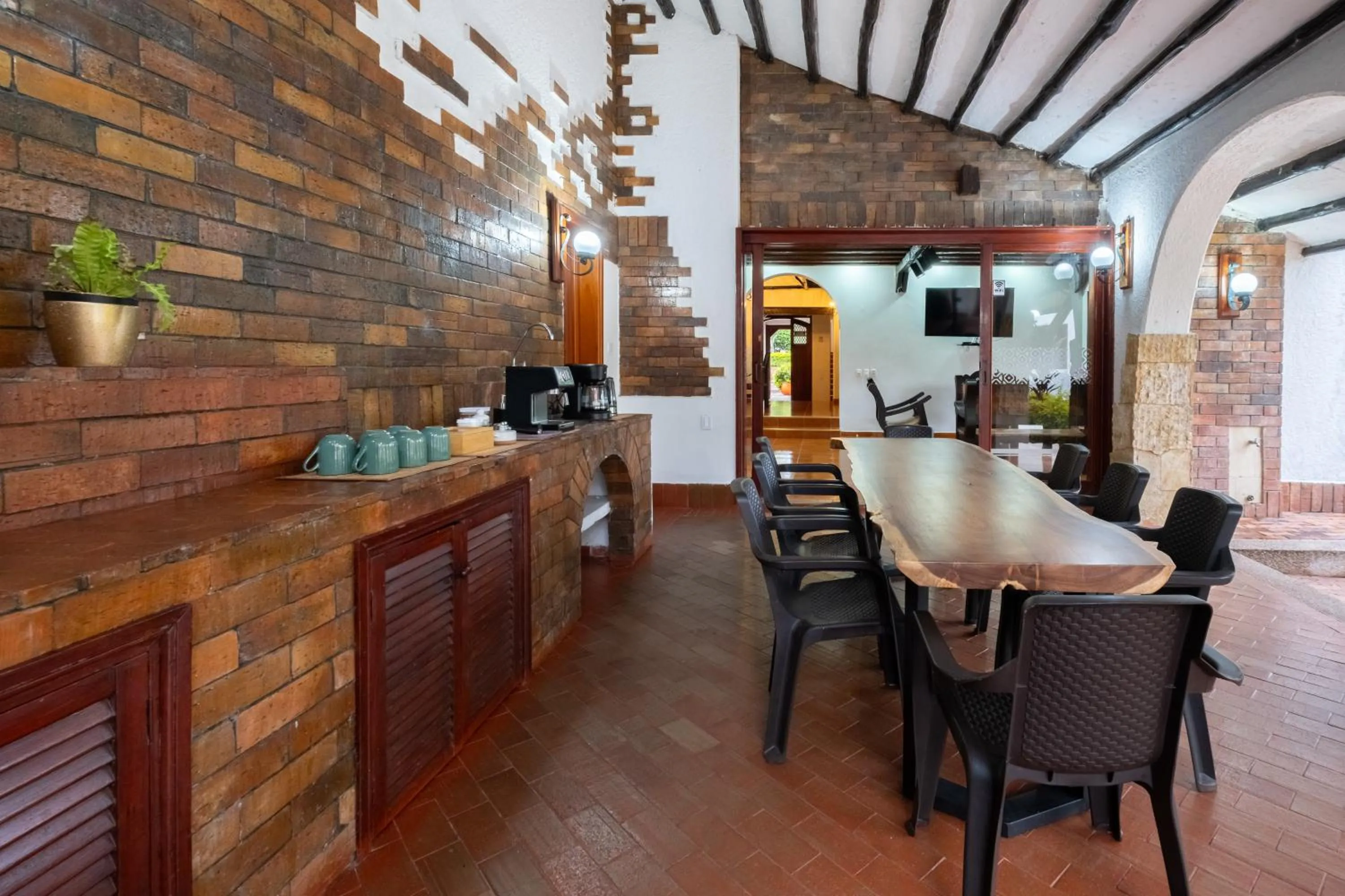 Hotel Chalet El Castillo by Majuva