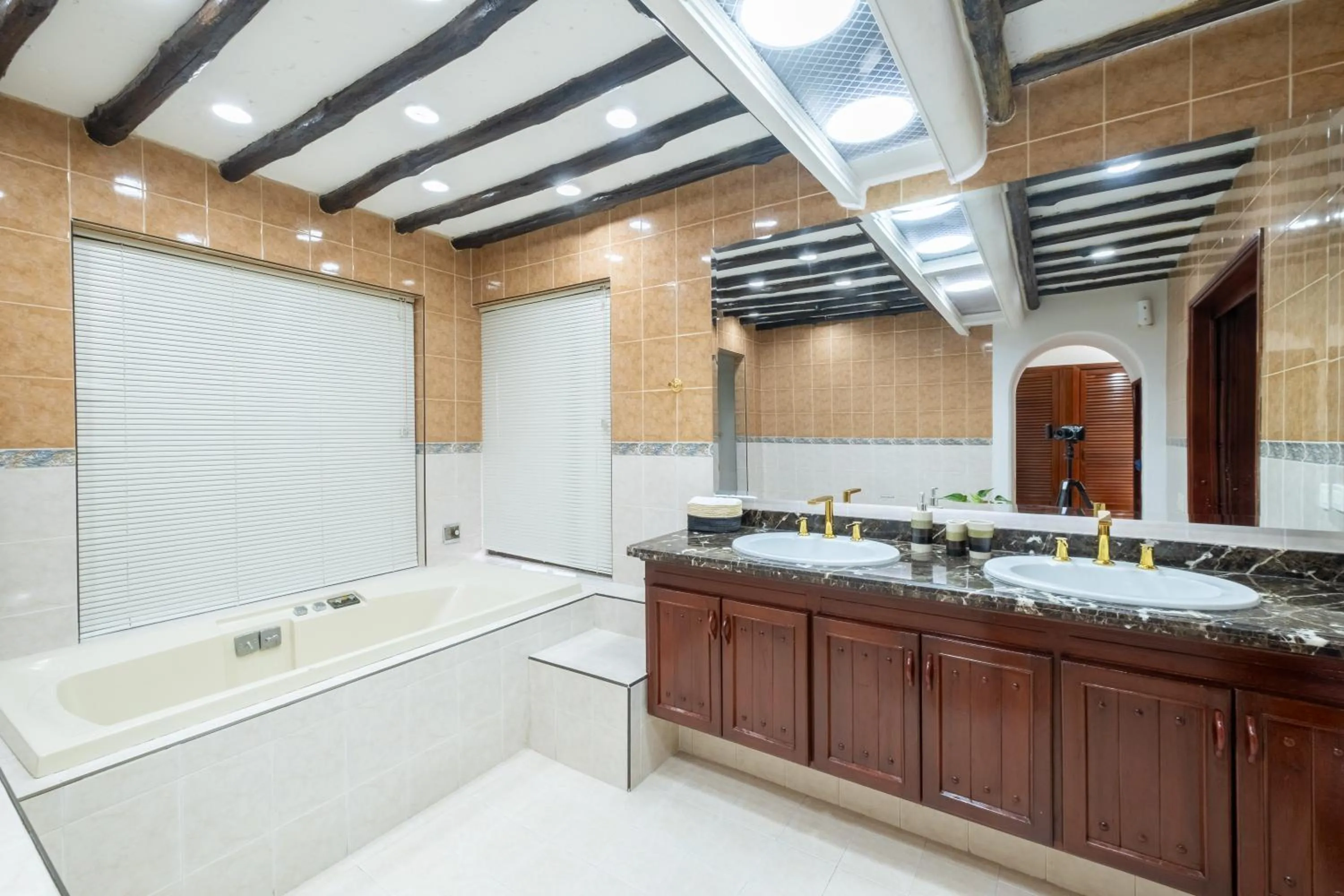 Hotel Chalet El Castillo by Majuva