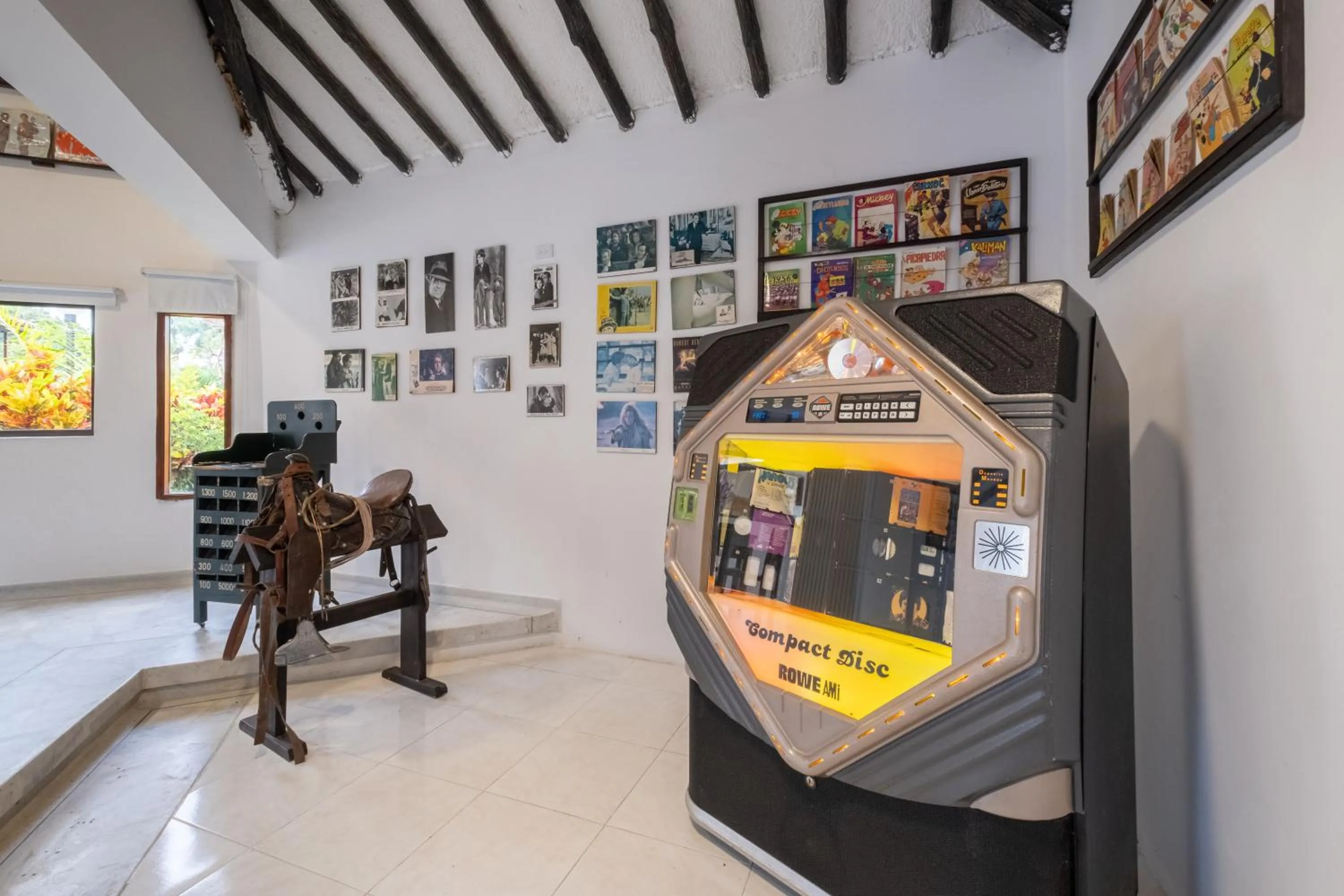 Hotel Chalet El Castillo by Majuva