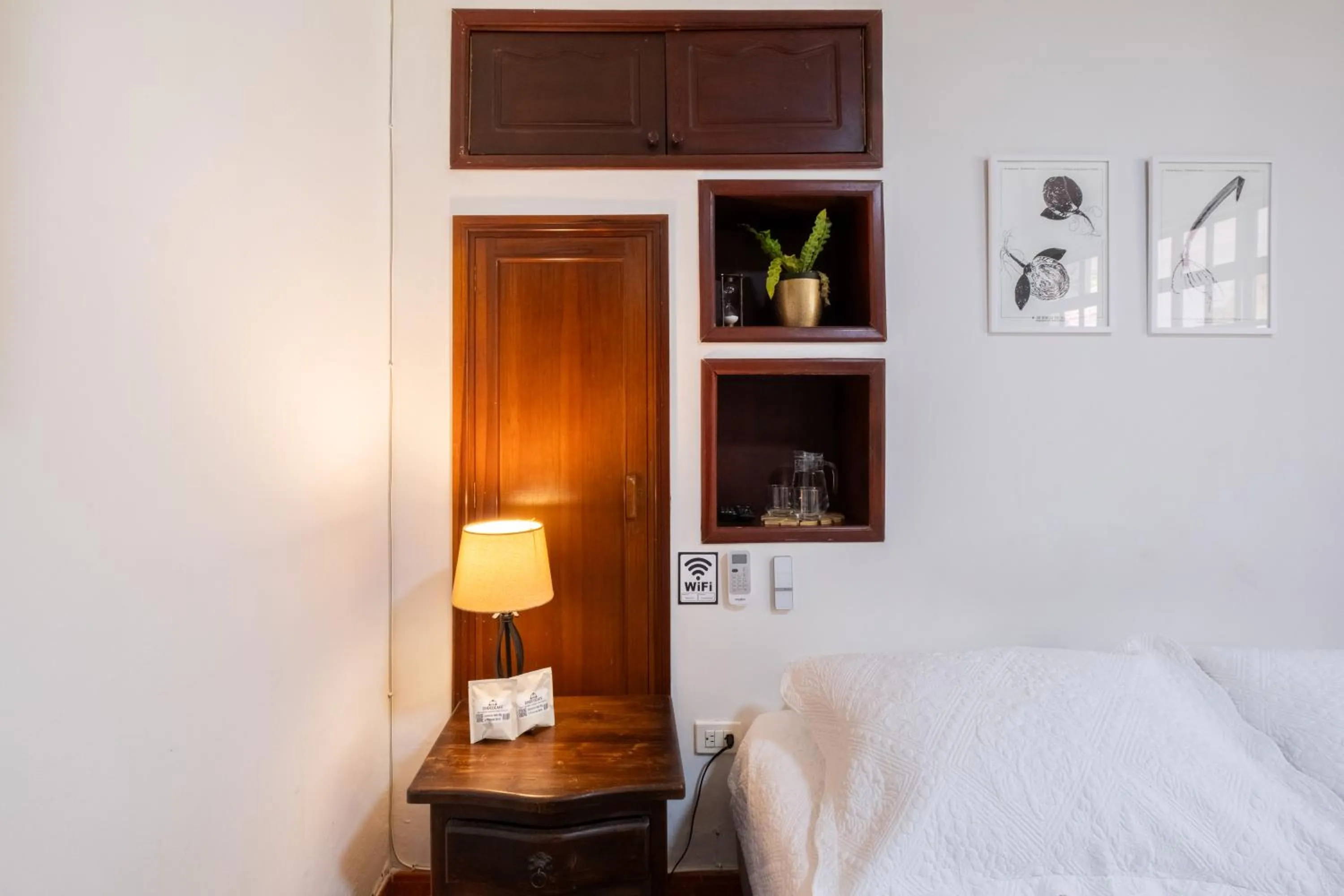 Bed in Hotel Chalet El Castillo by Majuva