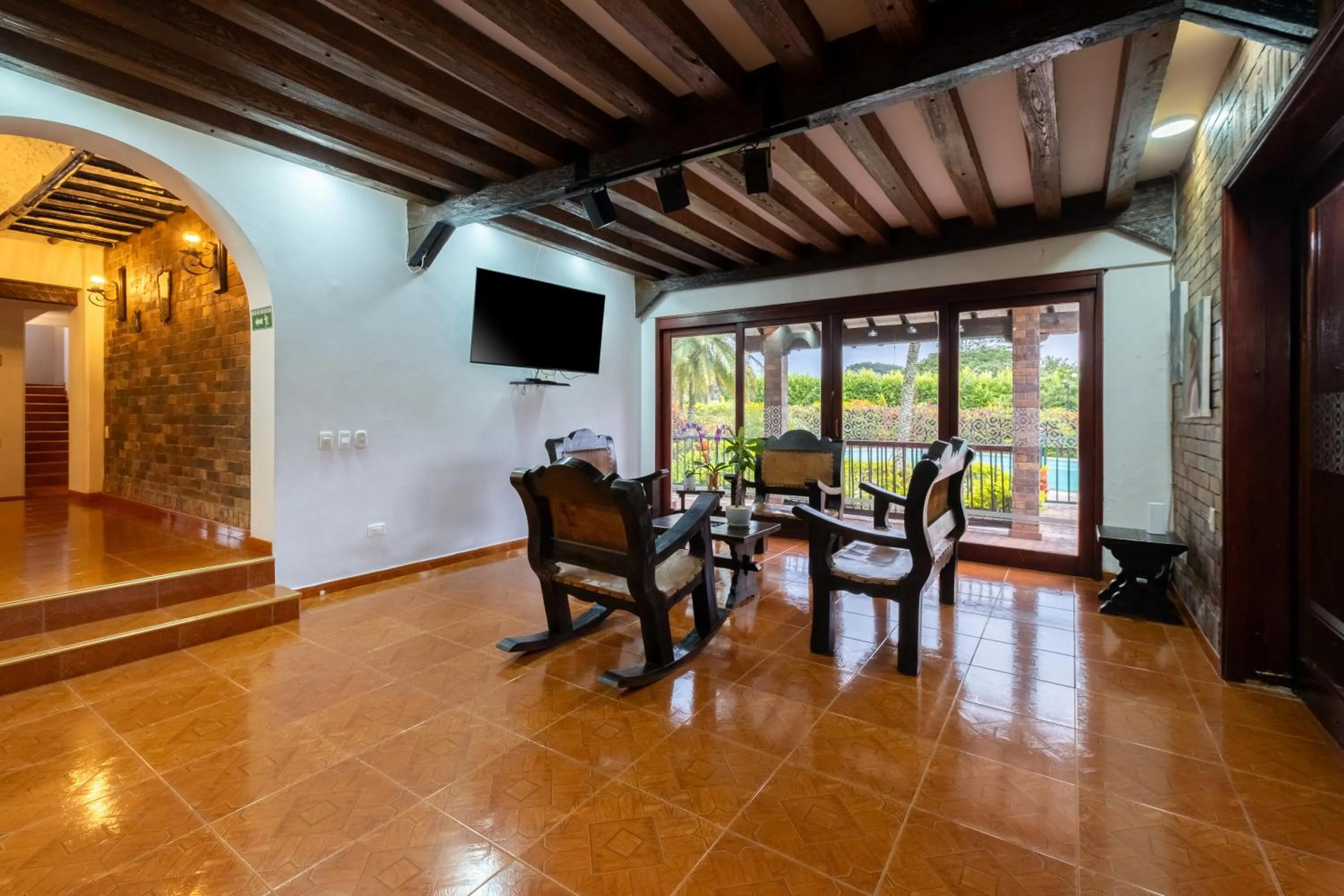 Hotel Chalet El Castillo by Majuva