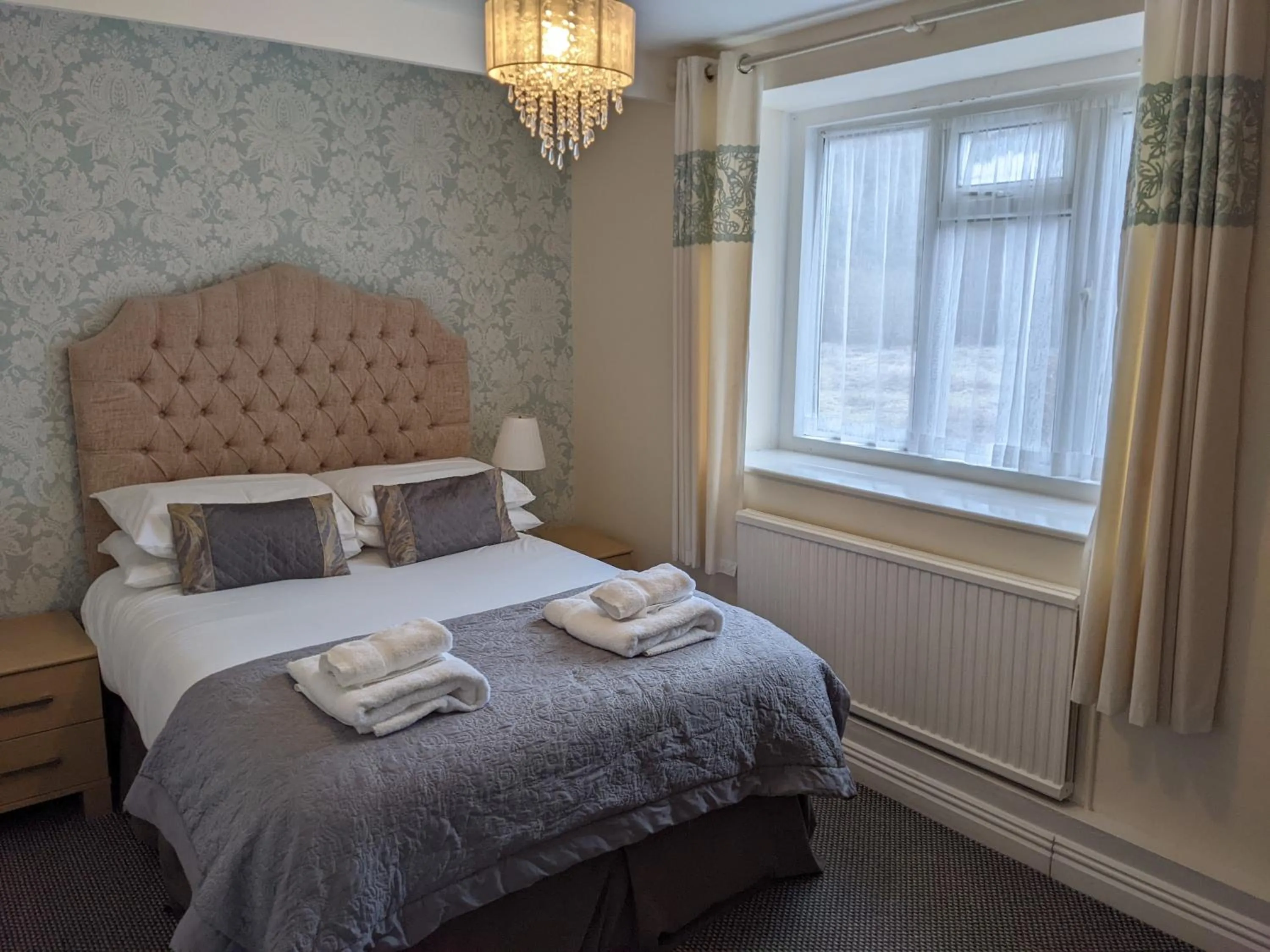 Bed in The Paddocks Hotel