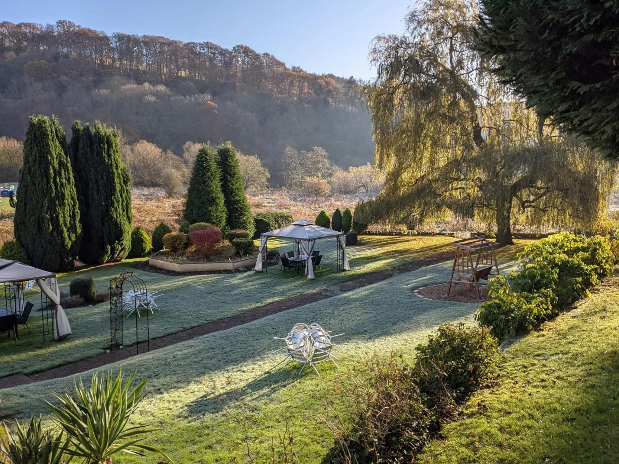 Day in The Paddocks Hotel