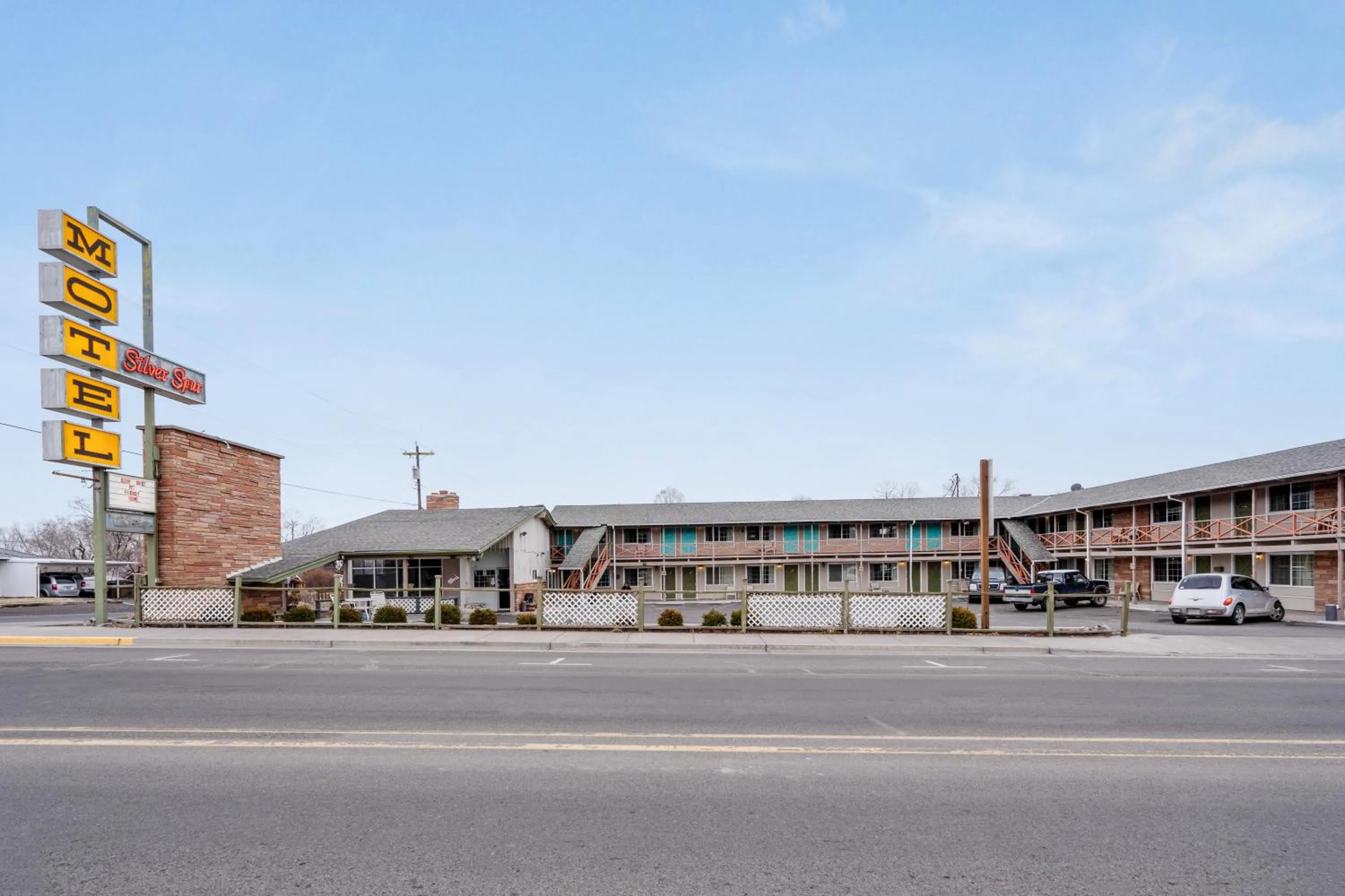 Facade/entrance in OYO Silver Spur Burns Hwy 20
