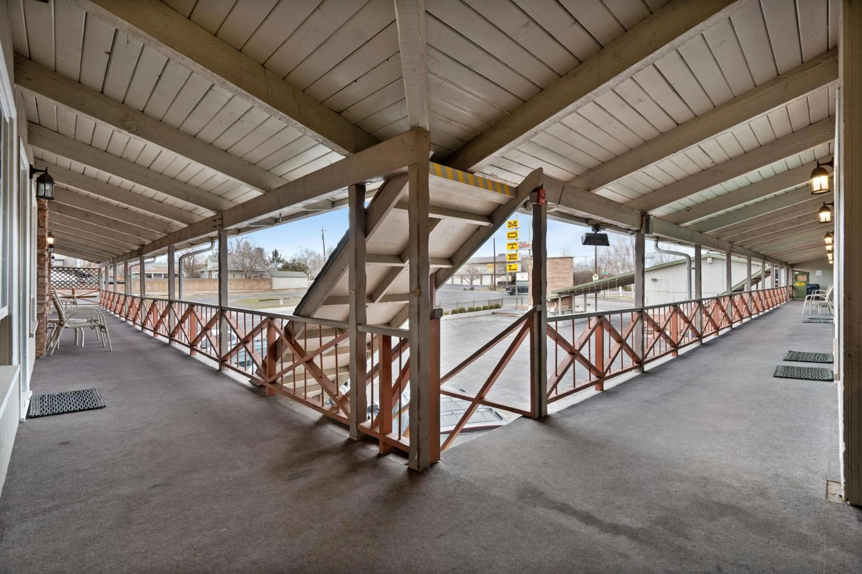 Area and facilities in OYO Silver Spur Burns Hwy 20