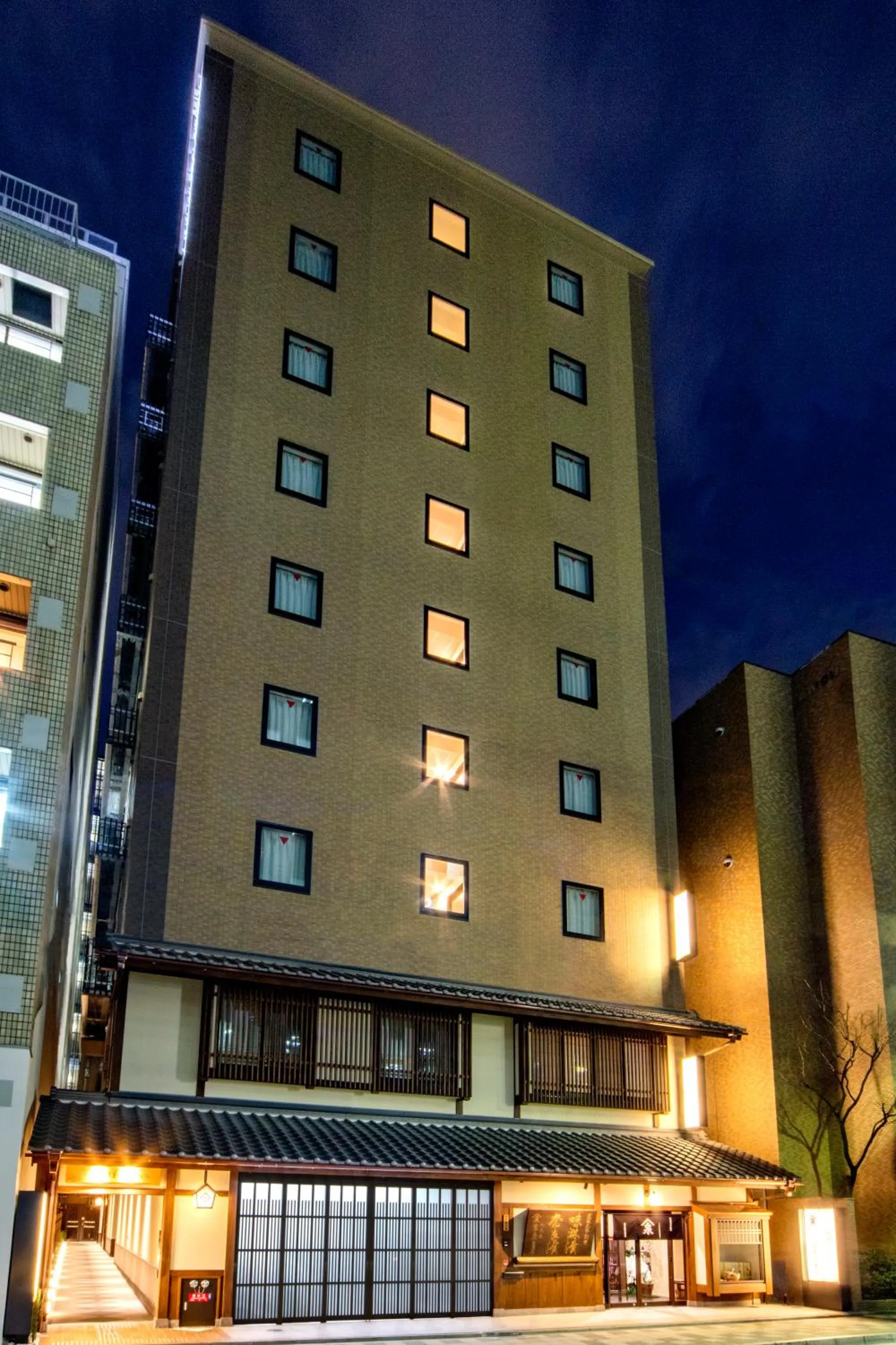 Property building in Sotetsu Fresa Inn Kyoto-Shijokarasuma