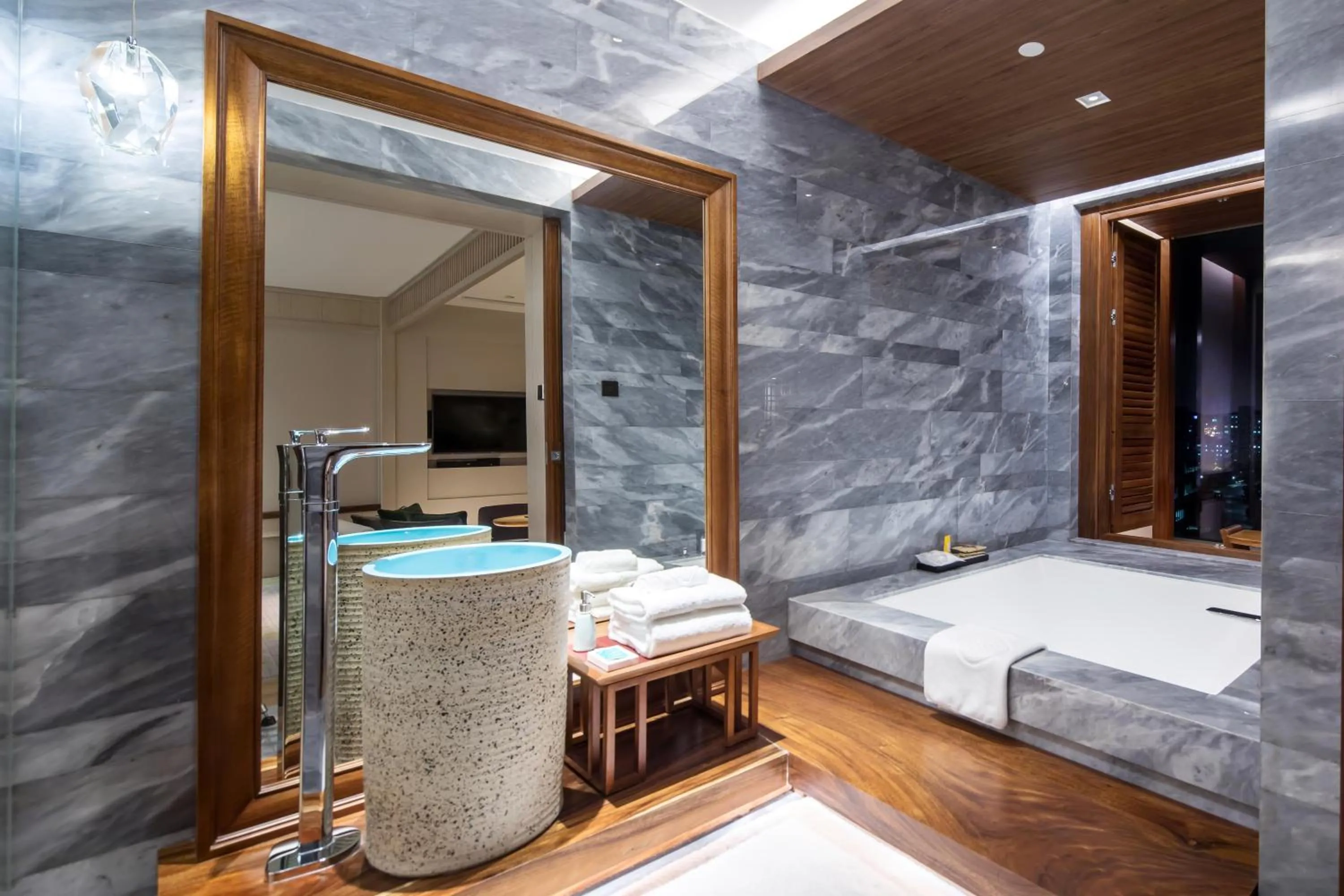 Toilet, Bed in The Anandi Hotel and SPA - Luxury Healing Hotel for Wellbeing