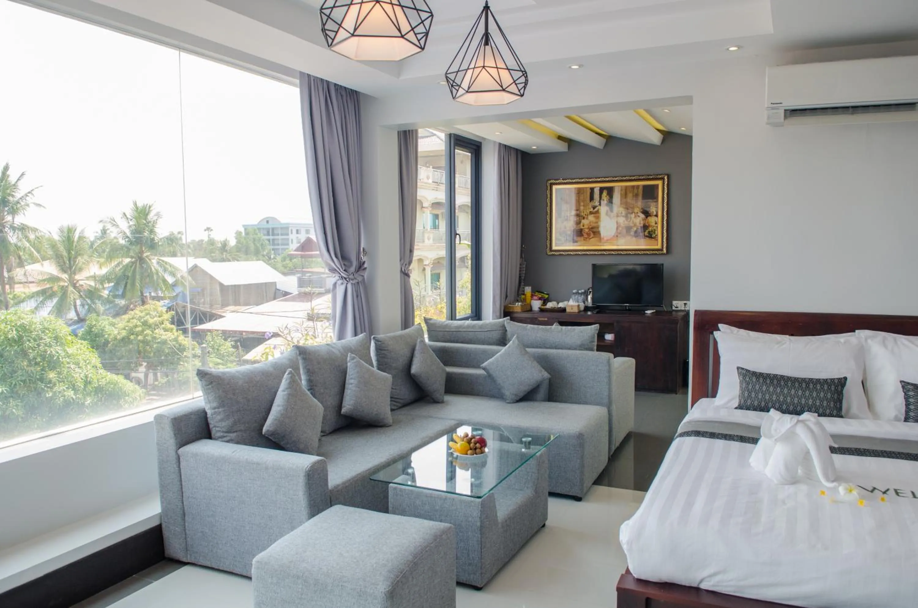 Living room, Bed in Hotel Five.S