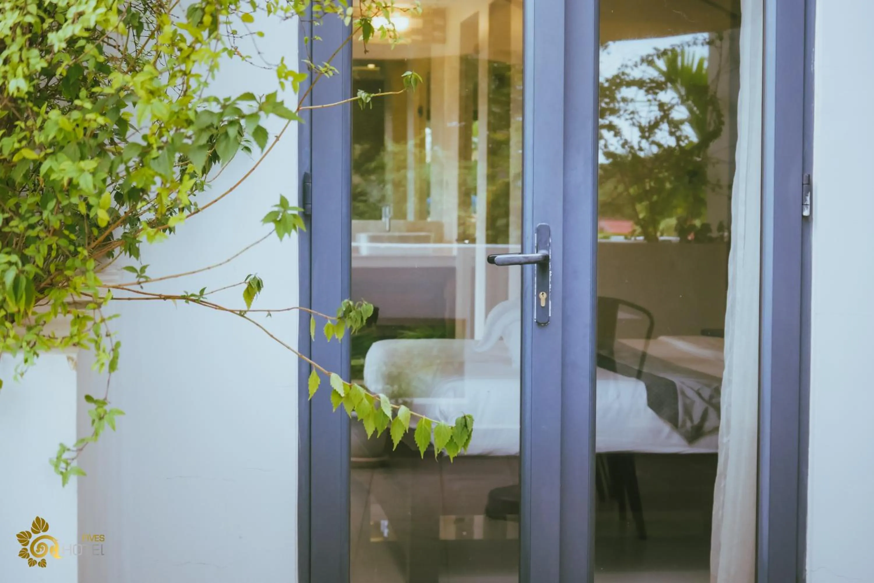 Balcony/Terrace, Bed in Hotel Five.S