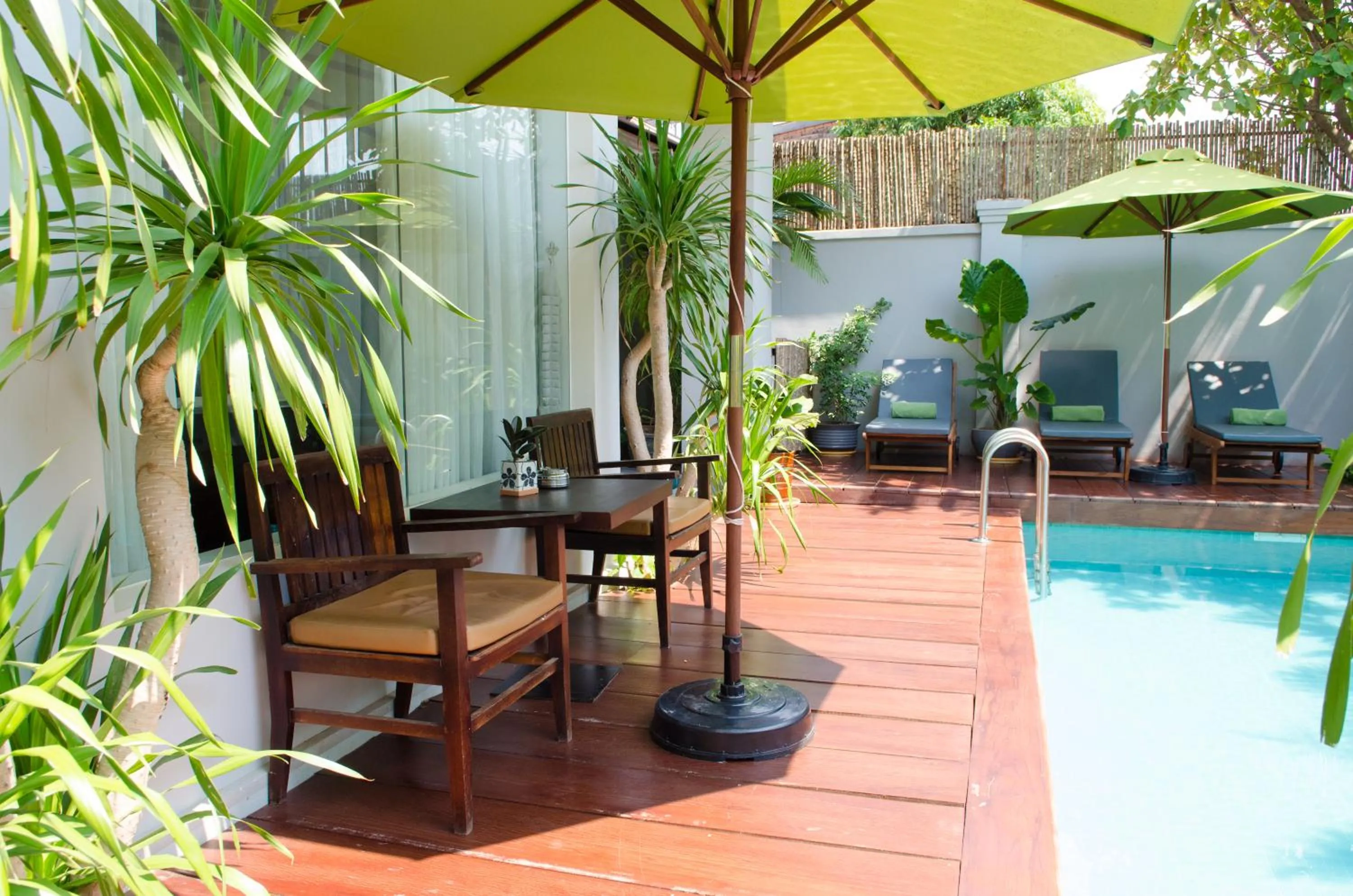 Swimming pool in Hotel Five.S