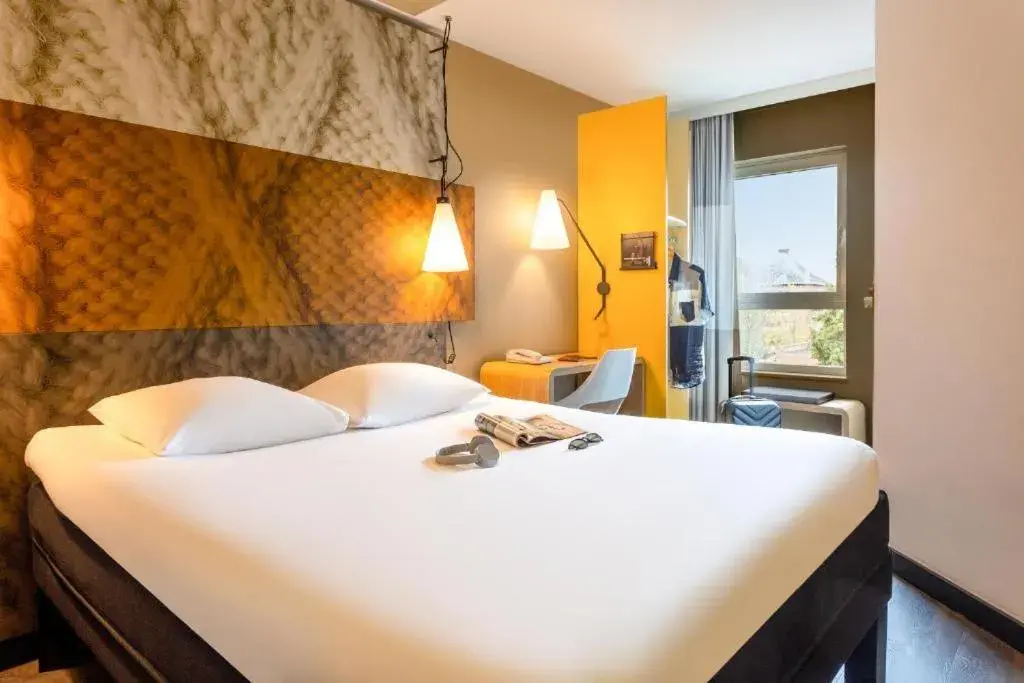 Room with Wheelchair-Accessibility in ibis Leuven Centrum Room with Wheelchair-Accessibility in ibis Leuven Centrum