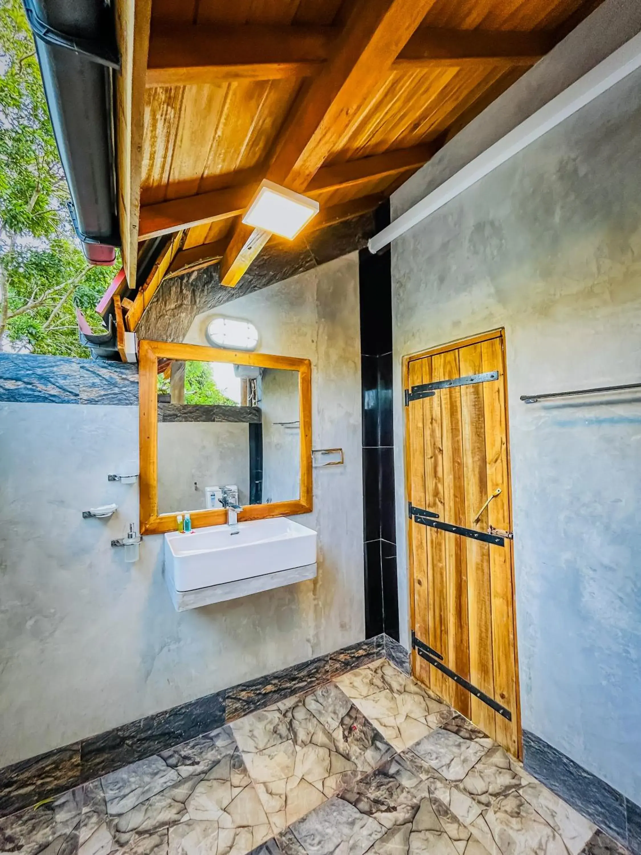 Family Room with Balcony in Ama Villa - Habarana Family Room with Balcony in Ama Villa - Habarana