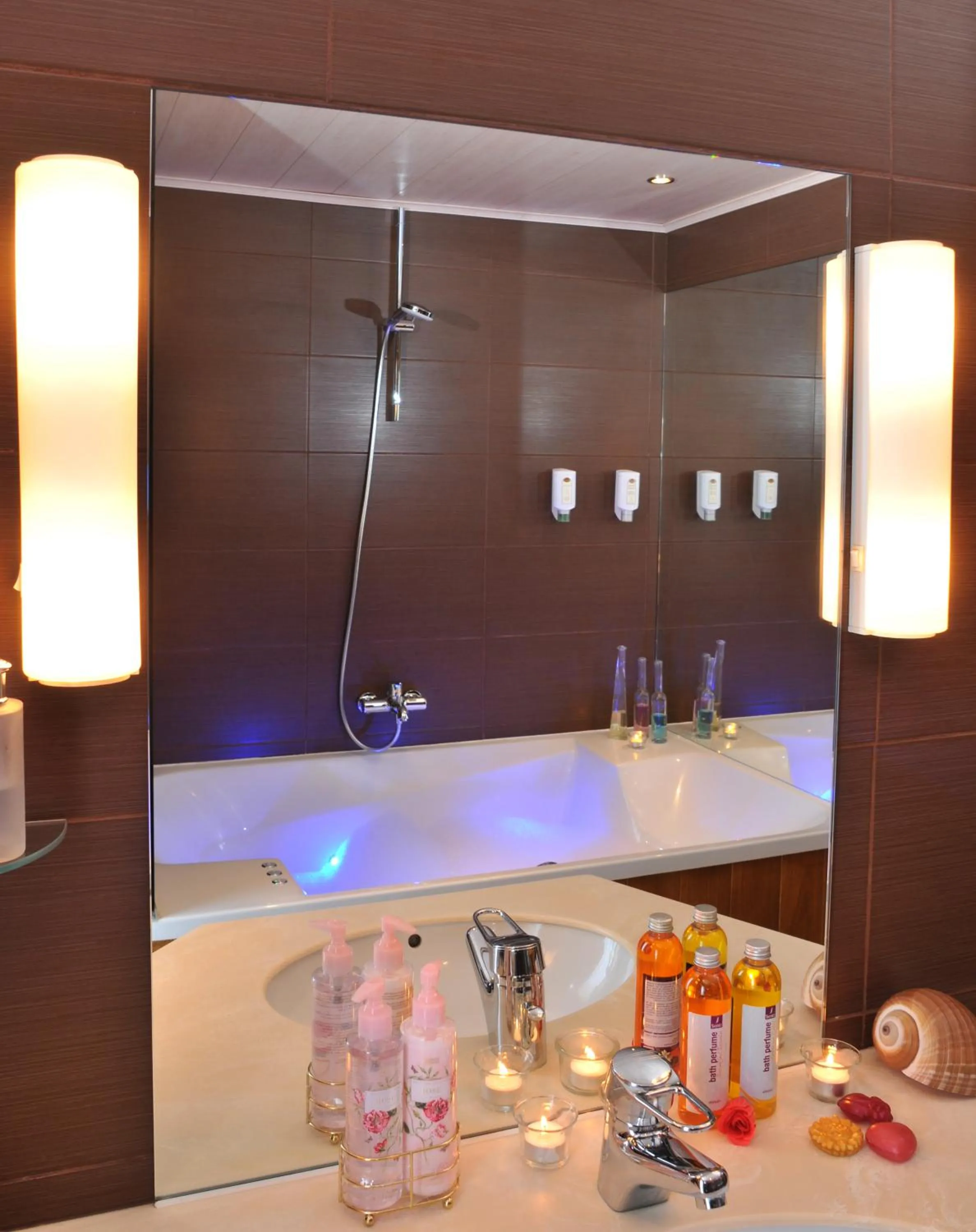 Hot Tub in Hotel De Stokerij