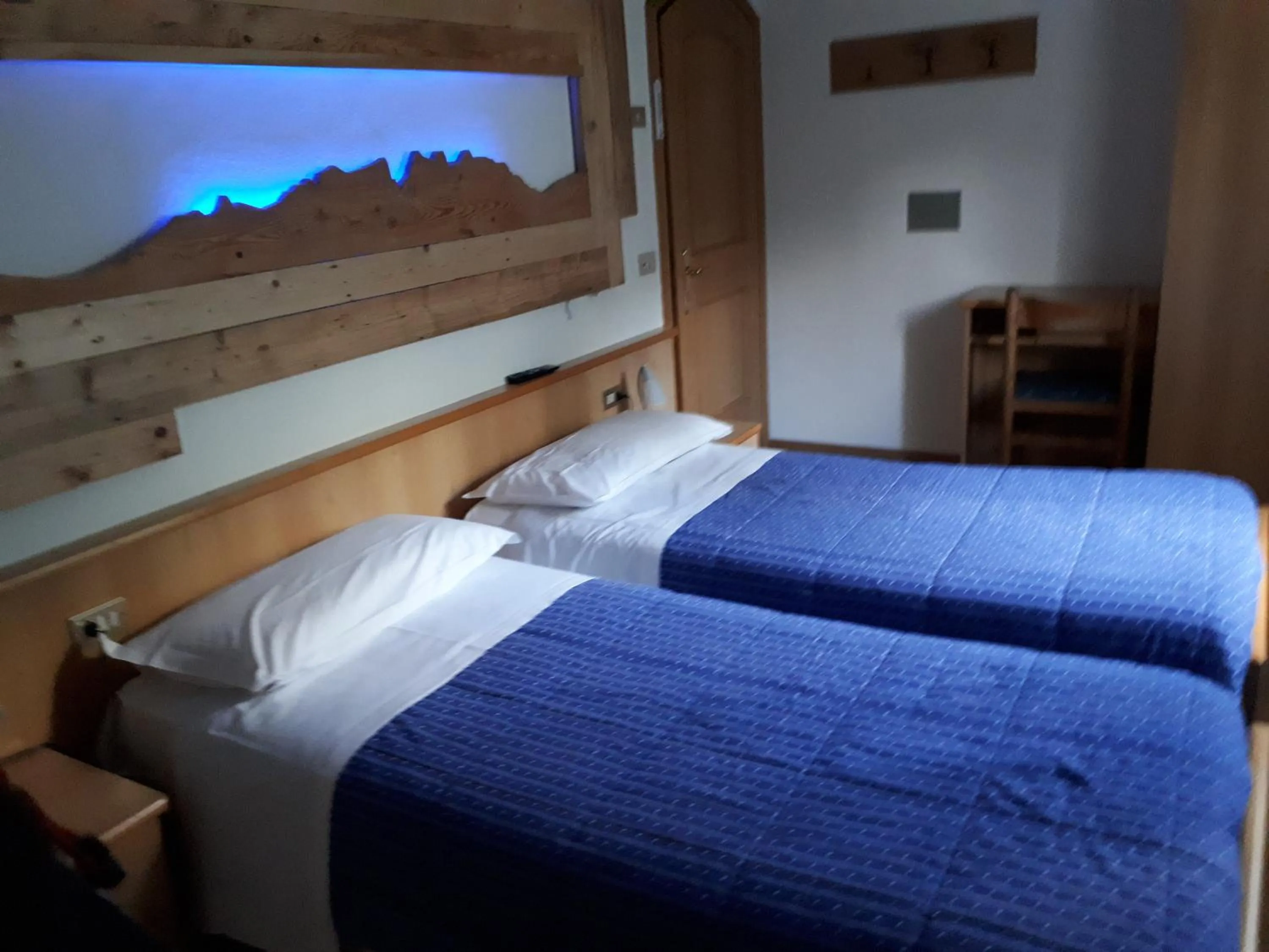 Garni Eden Bed and breakfast