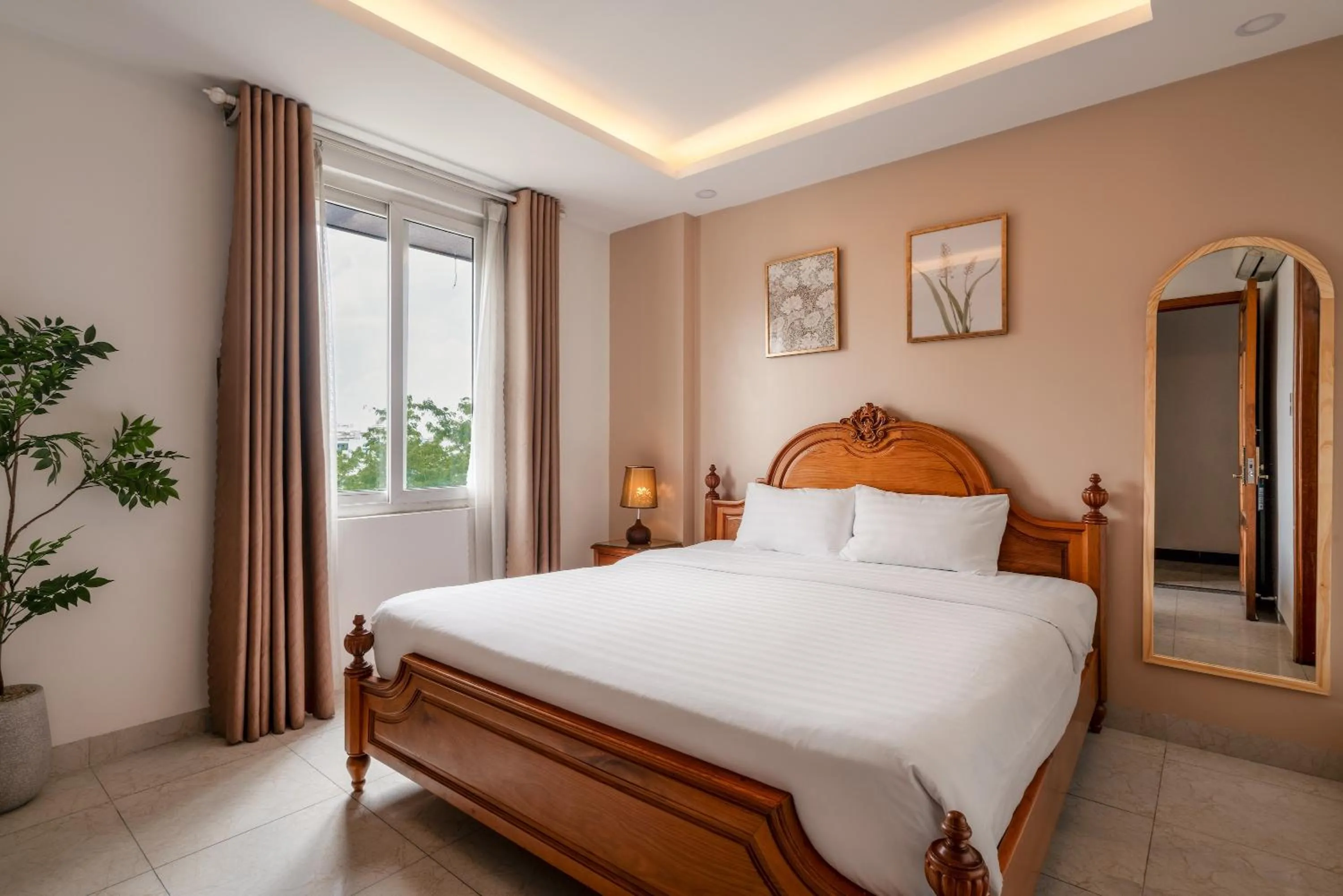 Bed in SAZI Erato Hotel - Free Airport & Breakfast